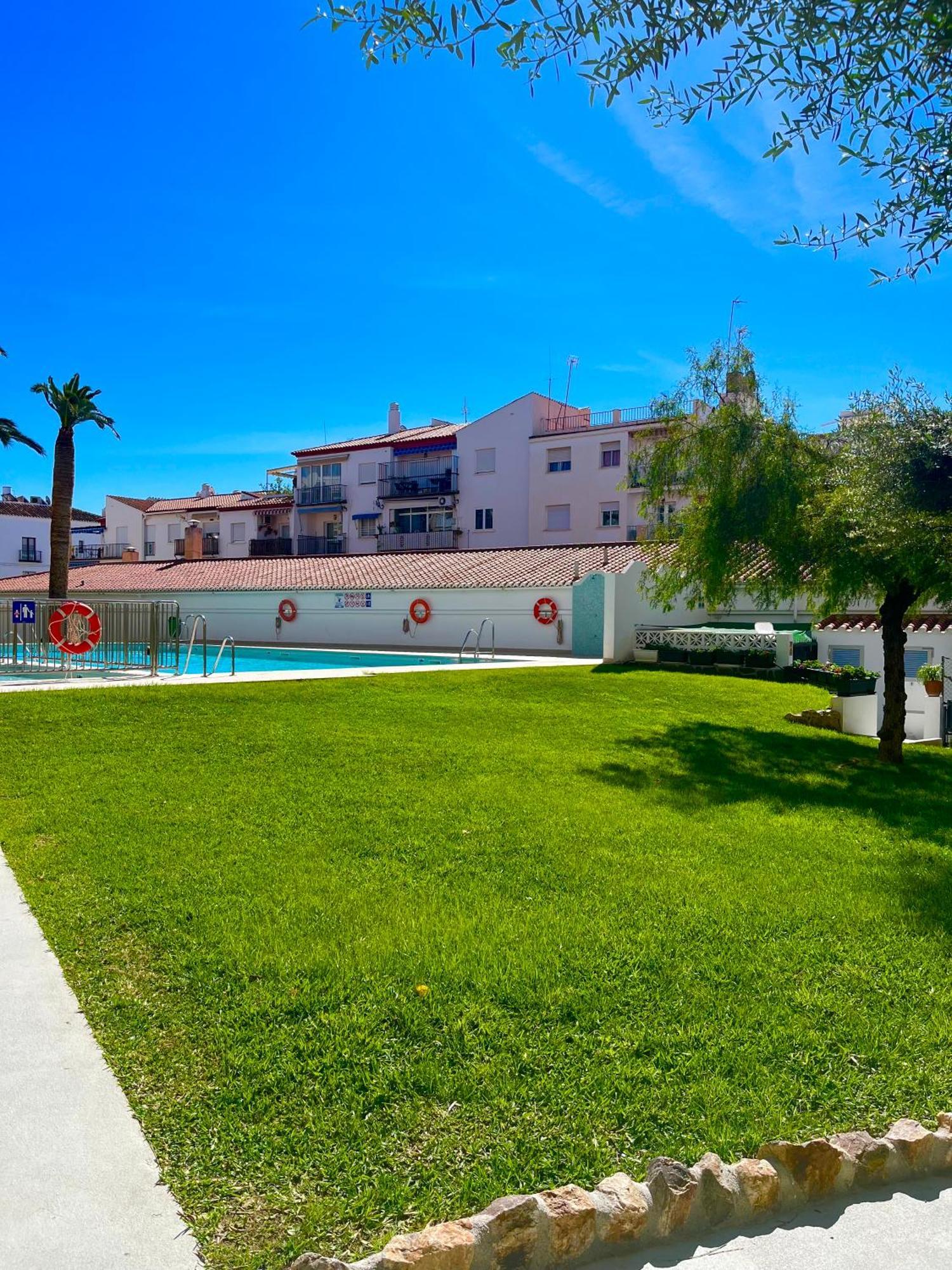 Wonderful Flat With Seaview In Nerja