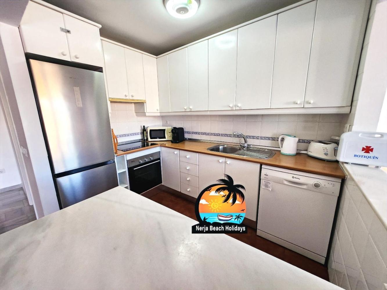 Modern 3 Bedroom Near Burriana Appartement Nerja