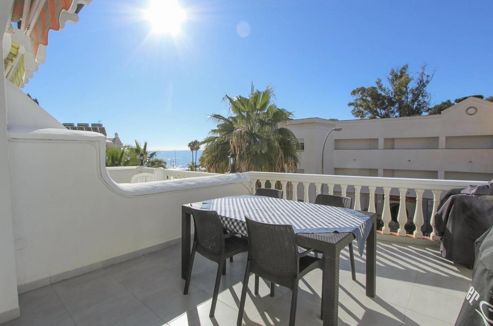 Burriana Casa Playa * Nerja