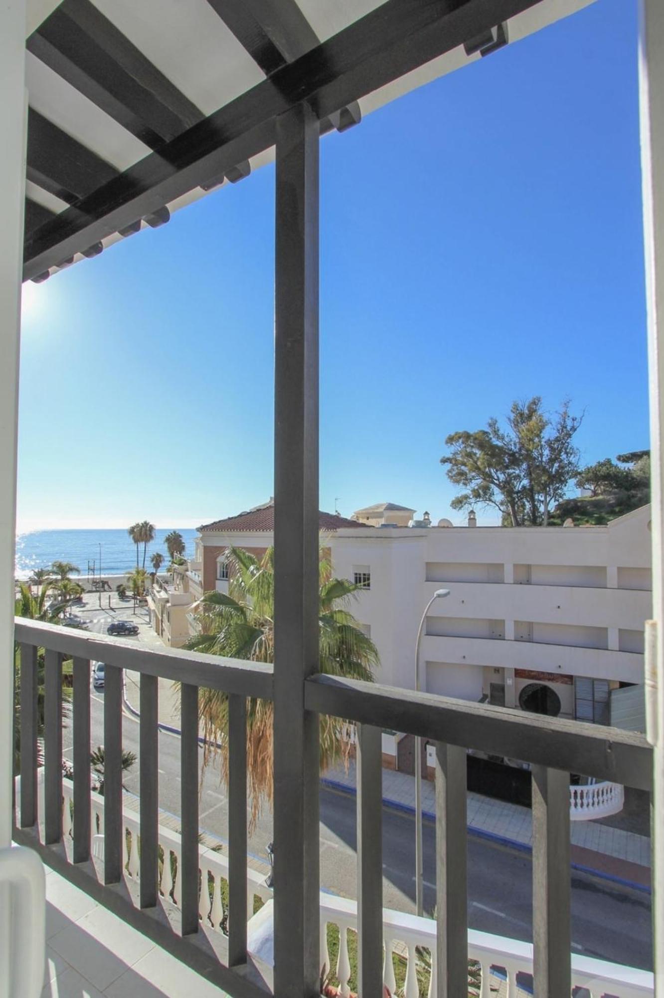 Burriana Casa Playa * Nerja