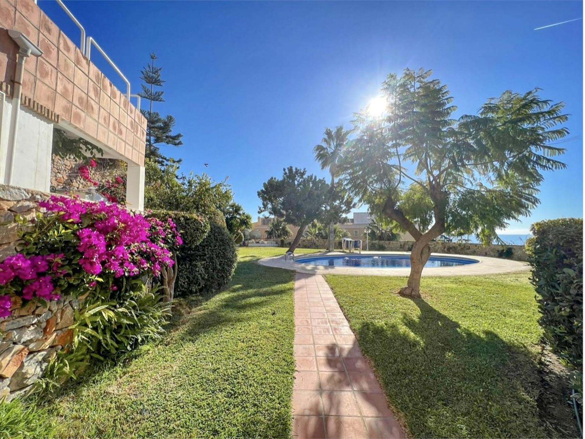Burriana Casa Playa Nerja