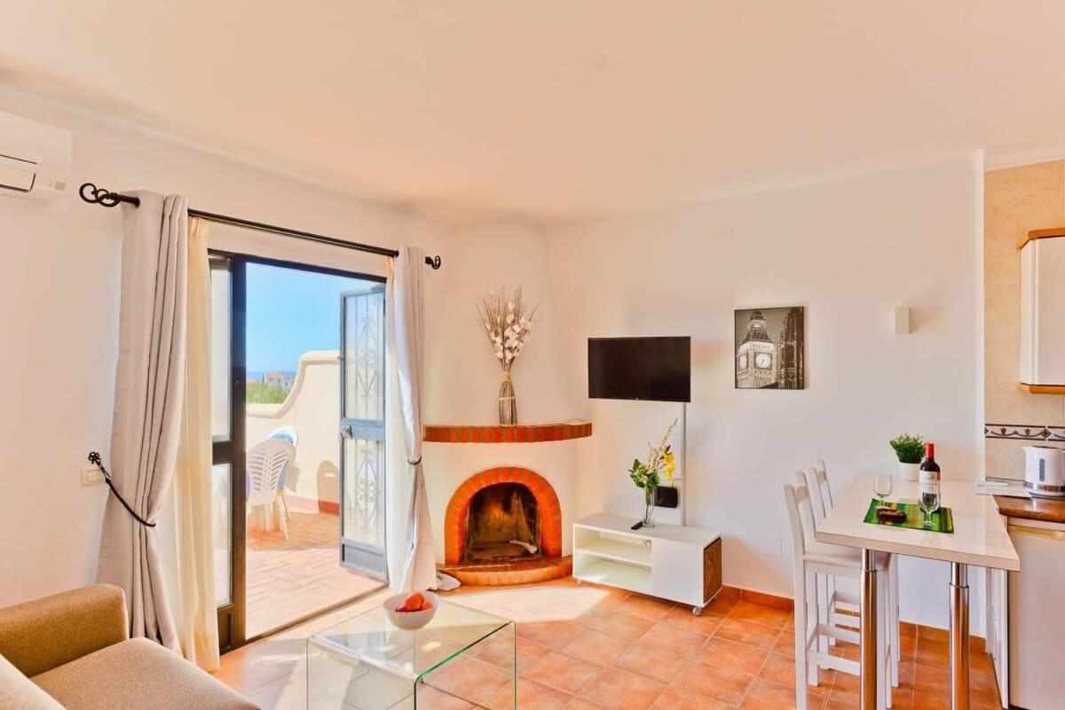 18c Palmas, Oasis Nerja