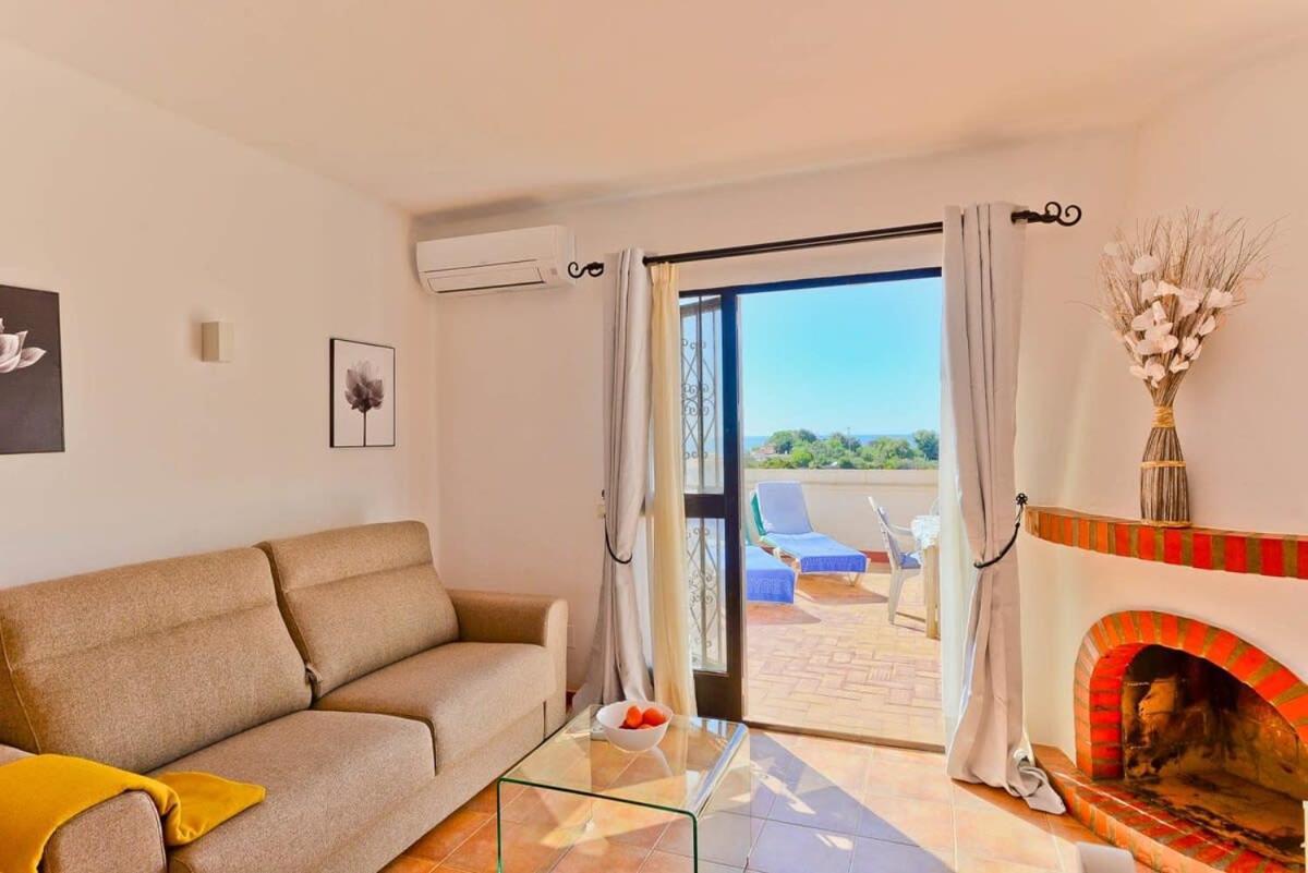 Apartment 18c Palmas, Oasis Nerja