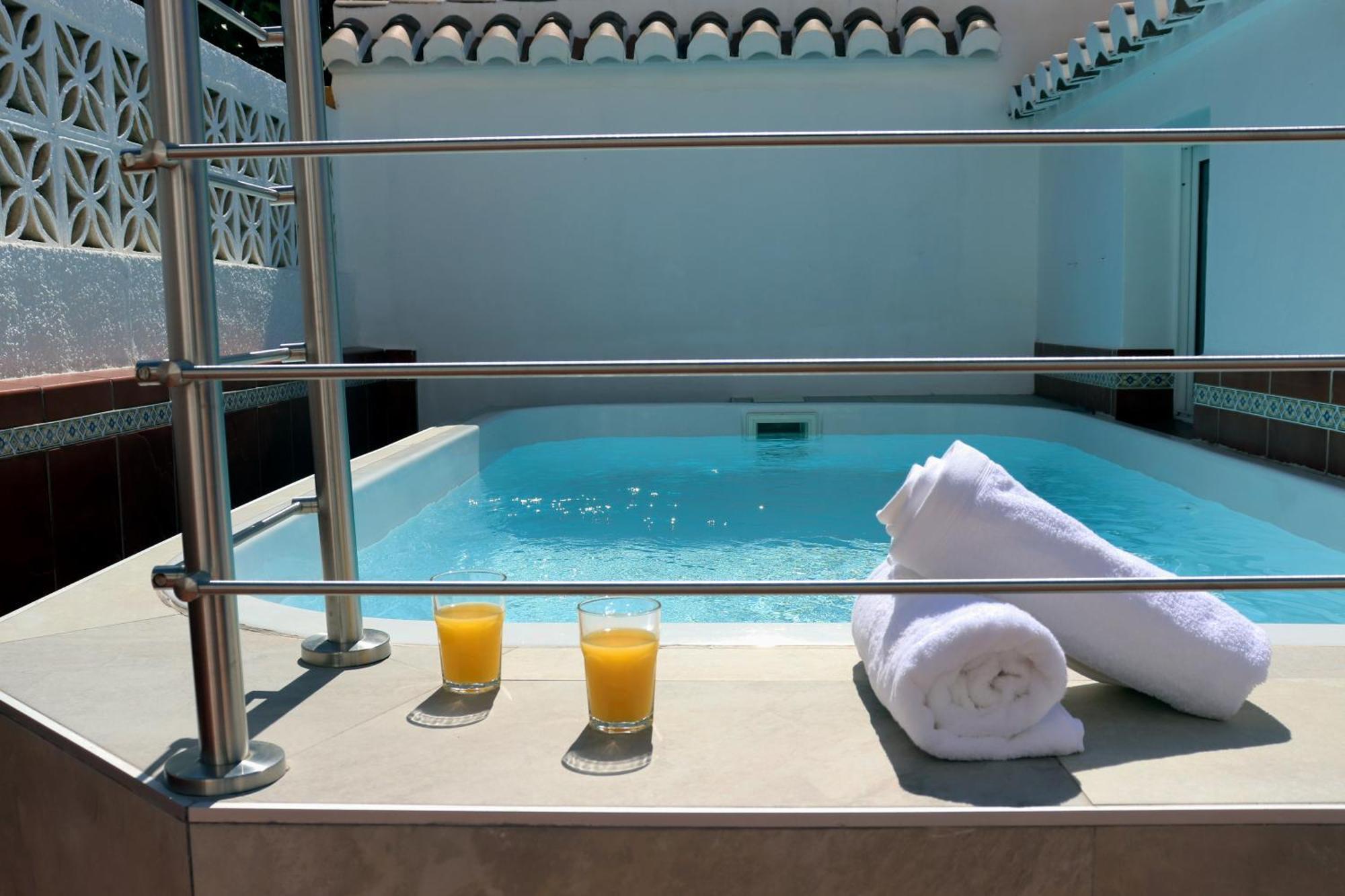 Сasa de vacaciones Casa Zuloaga Holidays Piscina Y Playa *