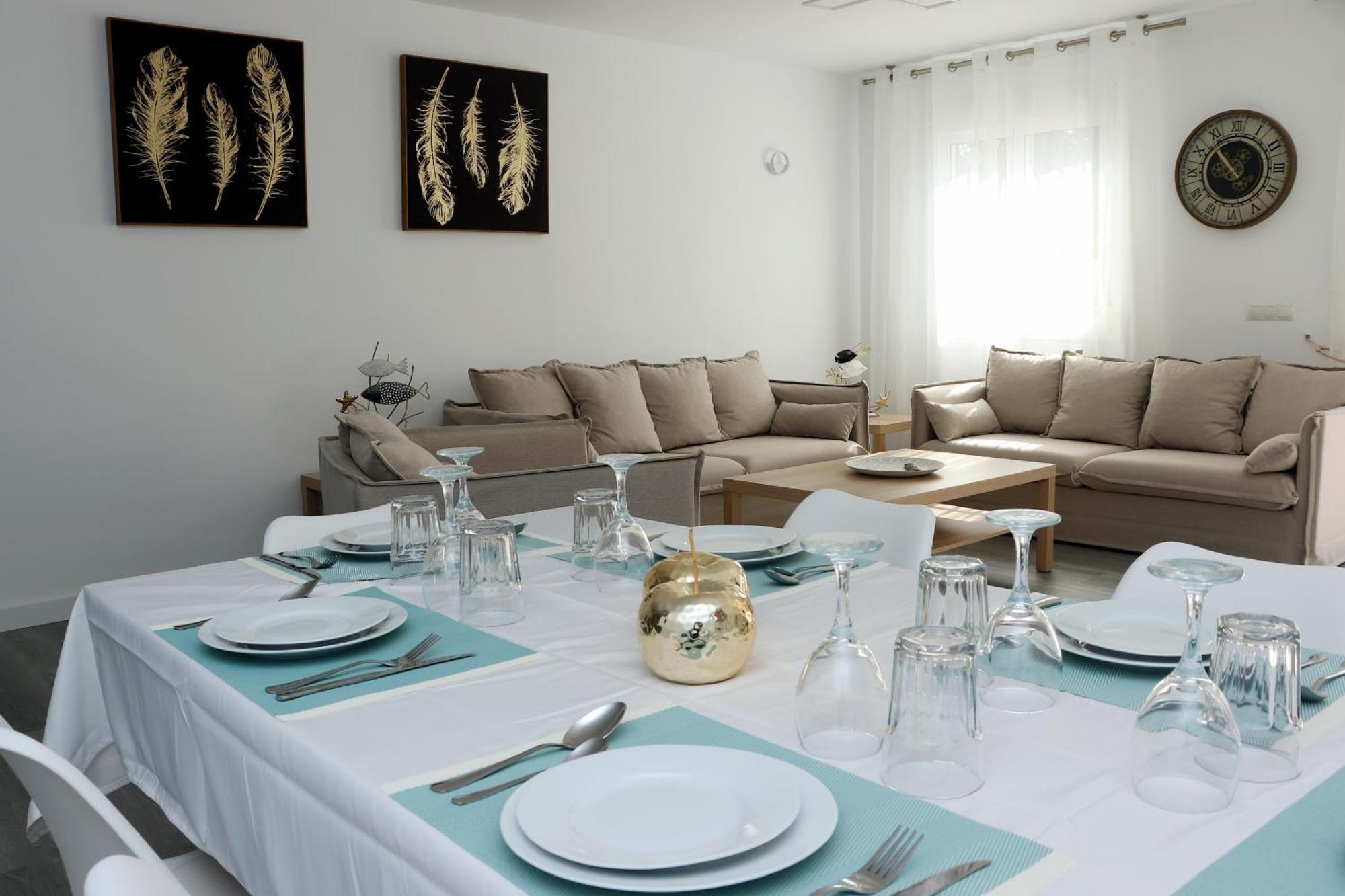 Casa Zuloaga Holidays Piscina Y Playa Nerja
