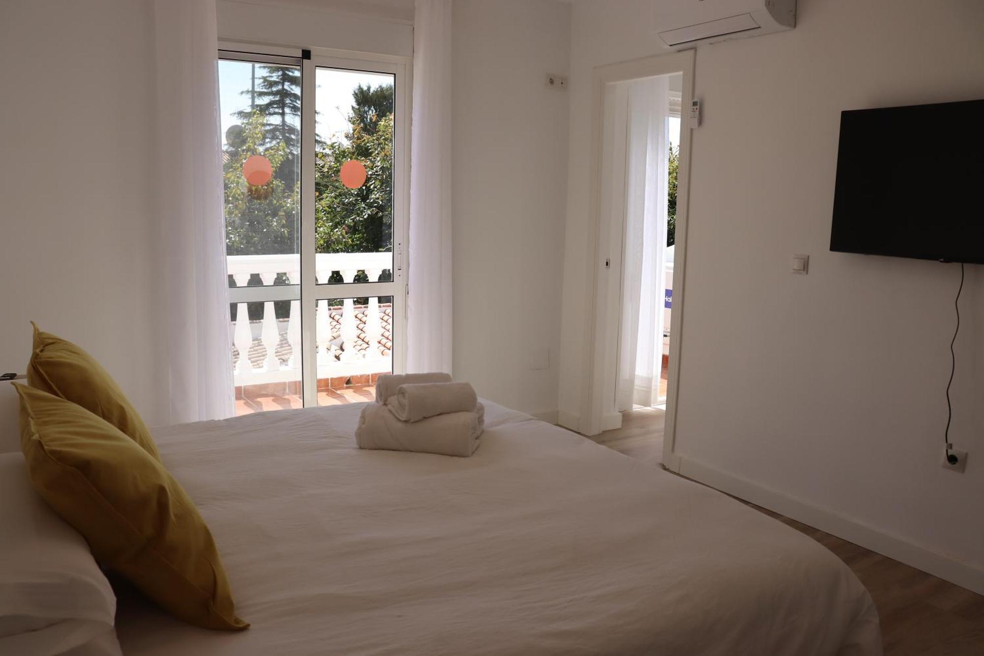 Casa Zuloaga Holidays Piscina Y Playa Nerja