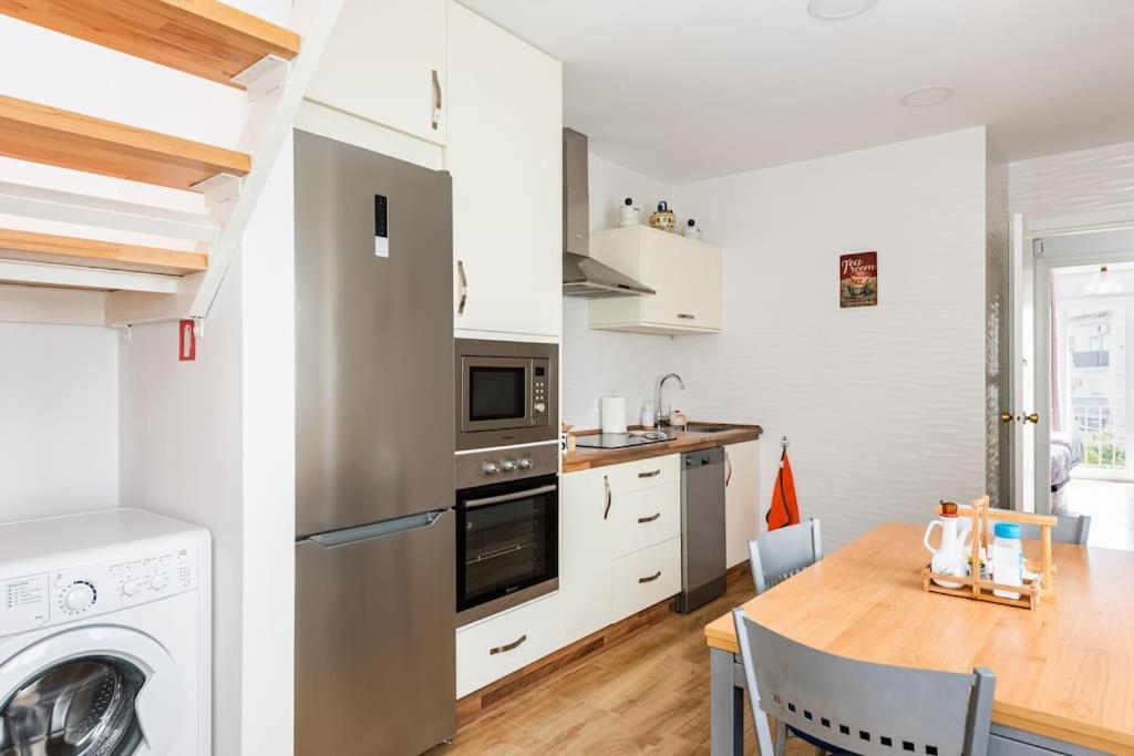 Completo Con 3 Amplios Y Gran Azotea Privada Apartamento Nerja