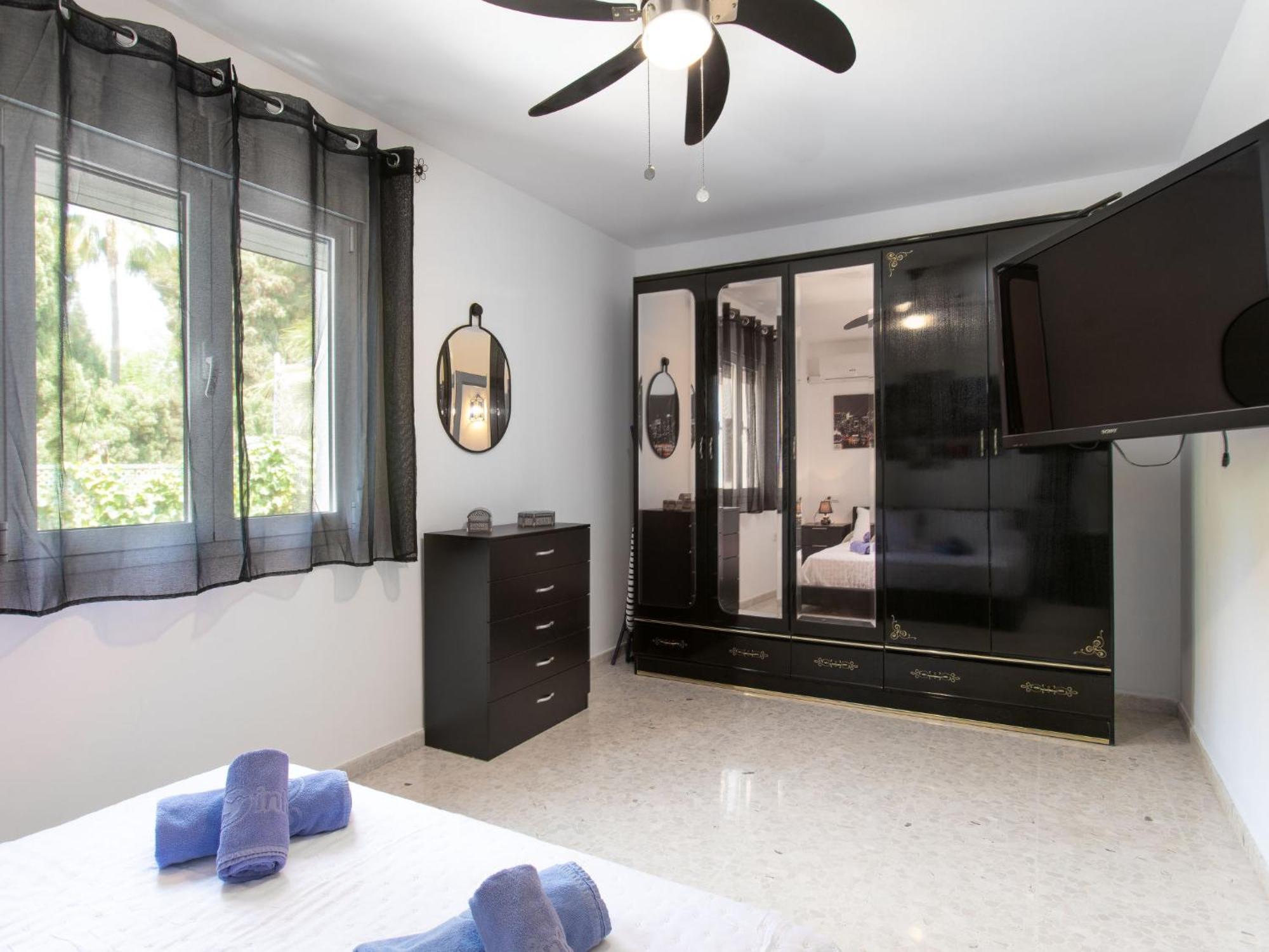 Town Center House With Jacuzzi Nerja