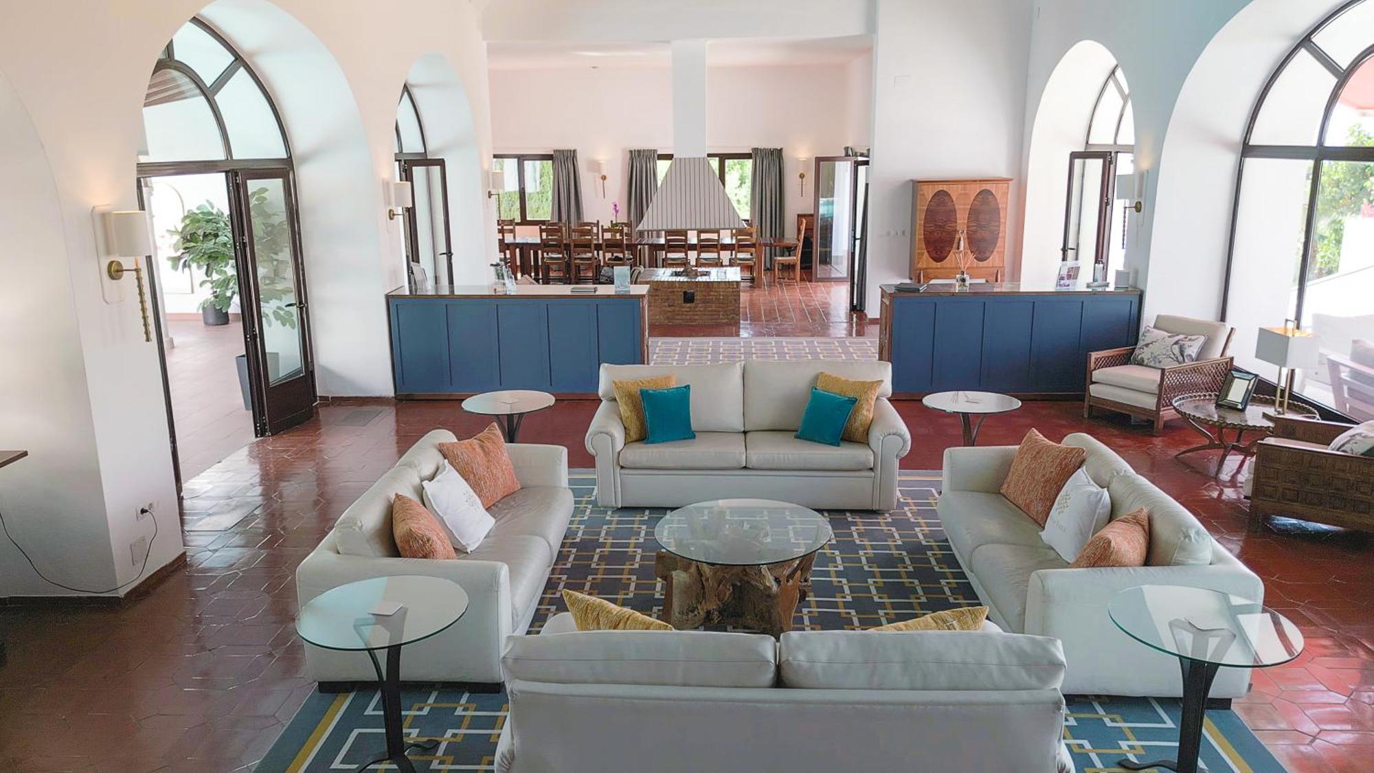 Villa La Roca Rara - 8 Bedroom