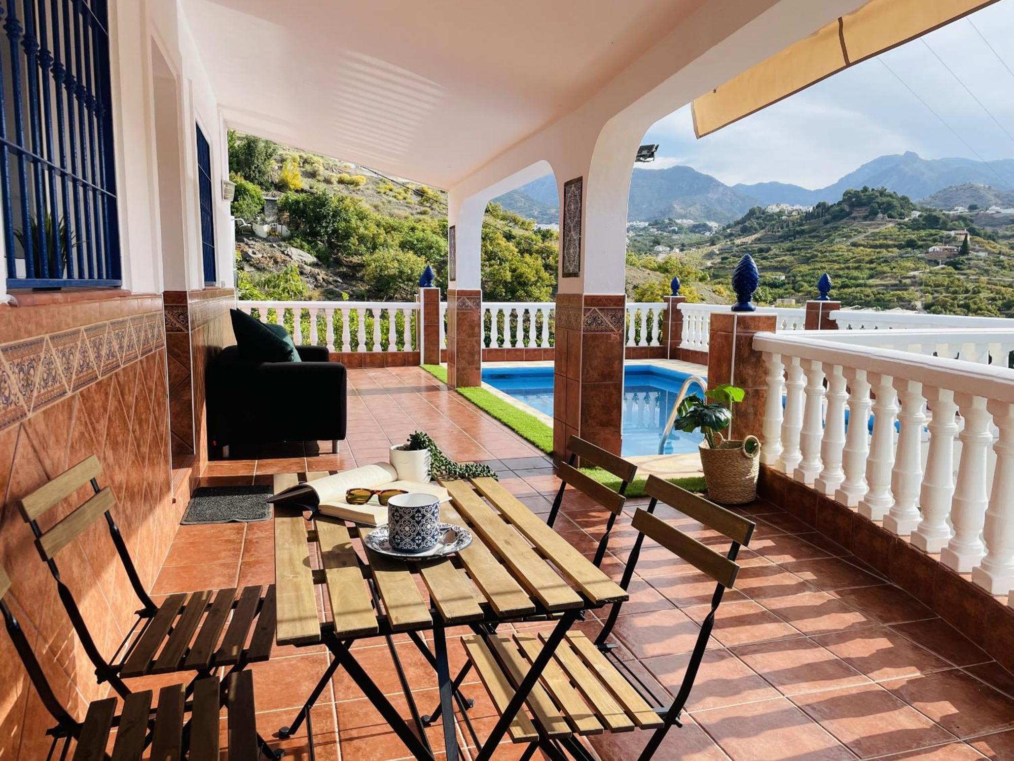 Marimel Con Piscina Privada