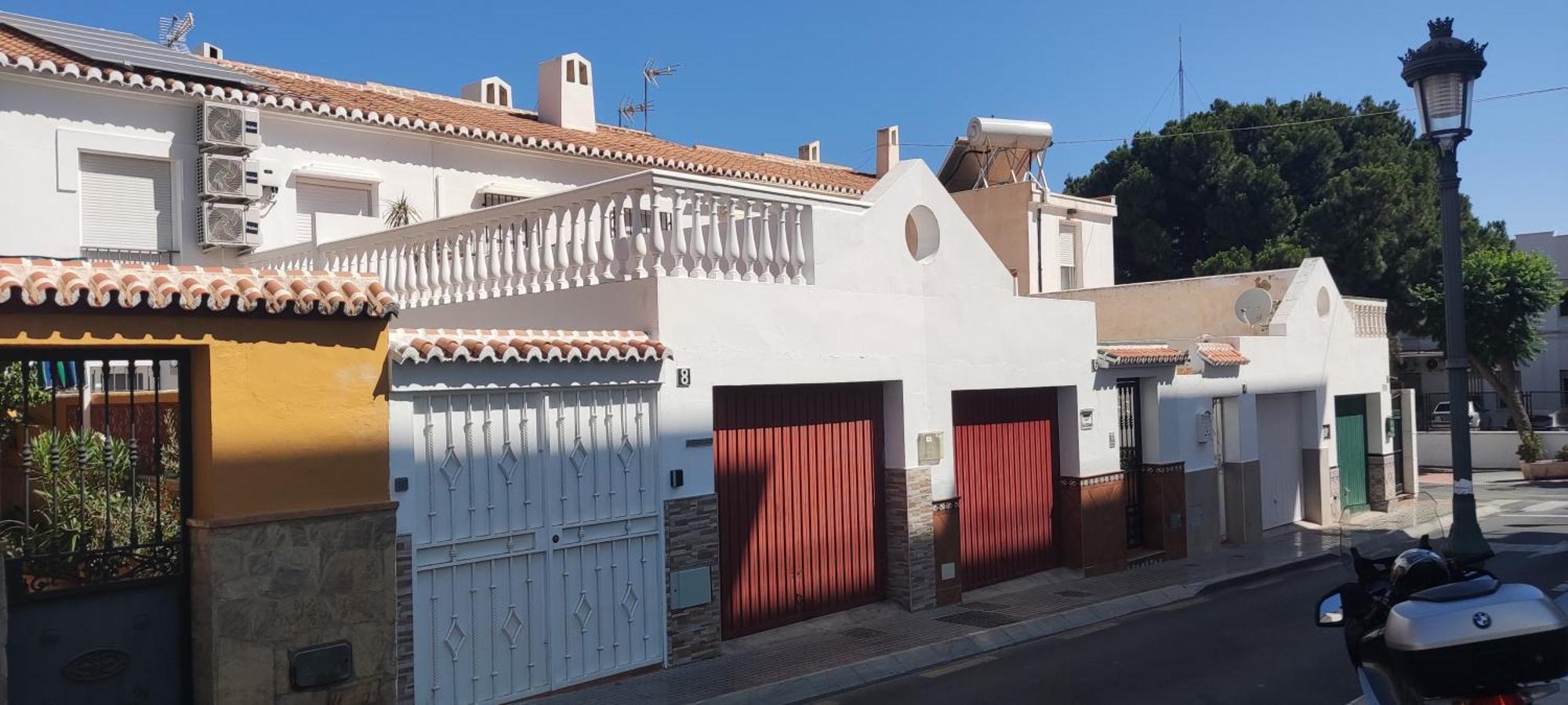 Casa Zuloaga Holidays Piscina Y Playa