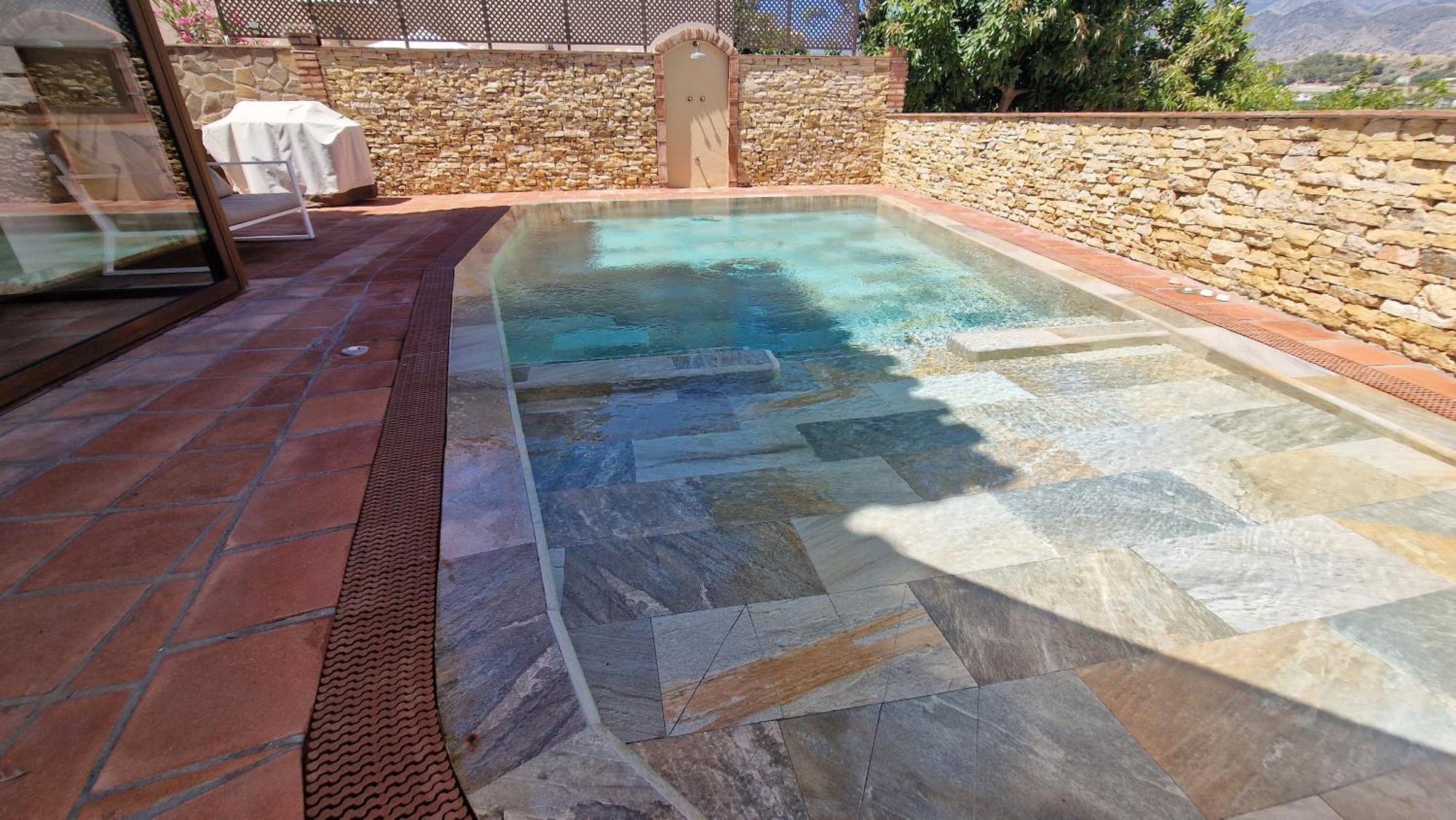 Villa Deluxe Silhouse *
