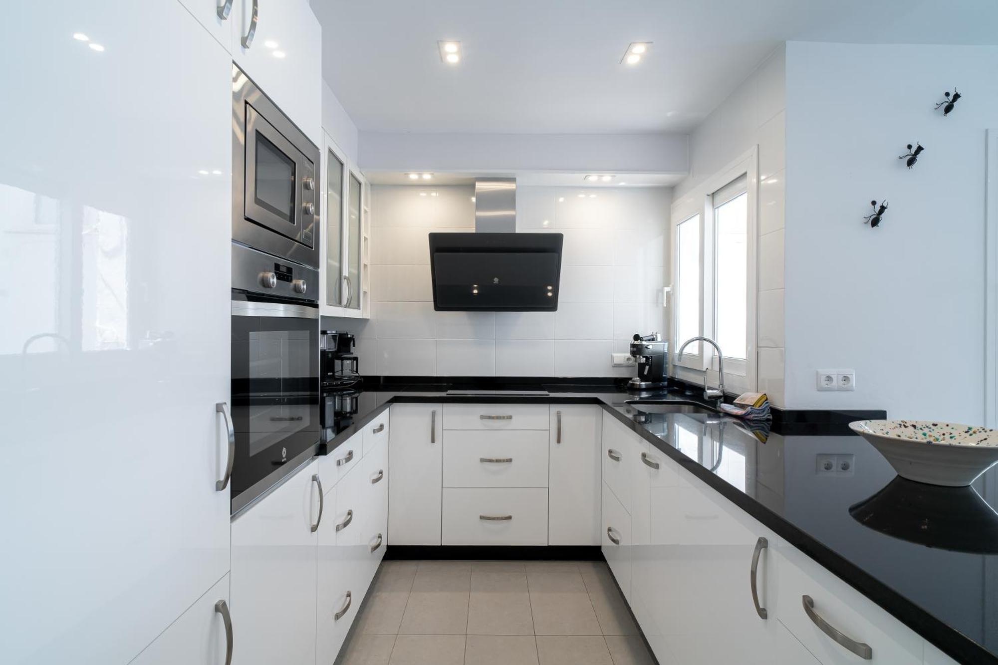 Tuhillo E1 Seaview Casasol Nerja