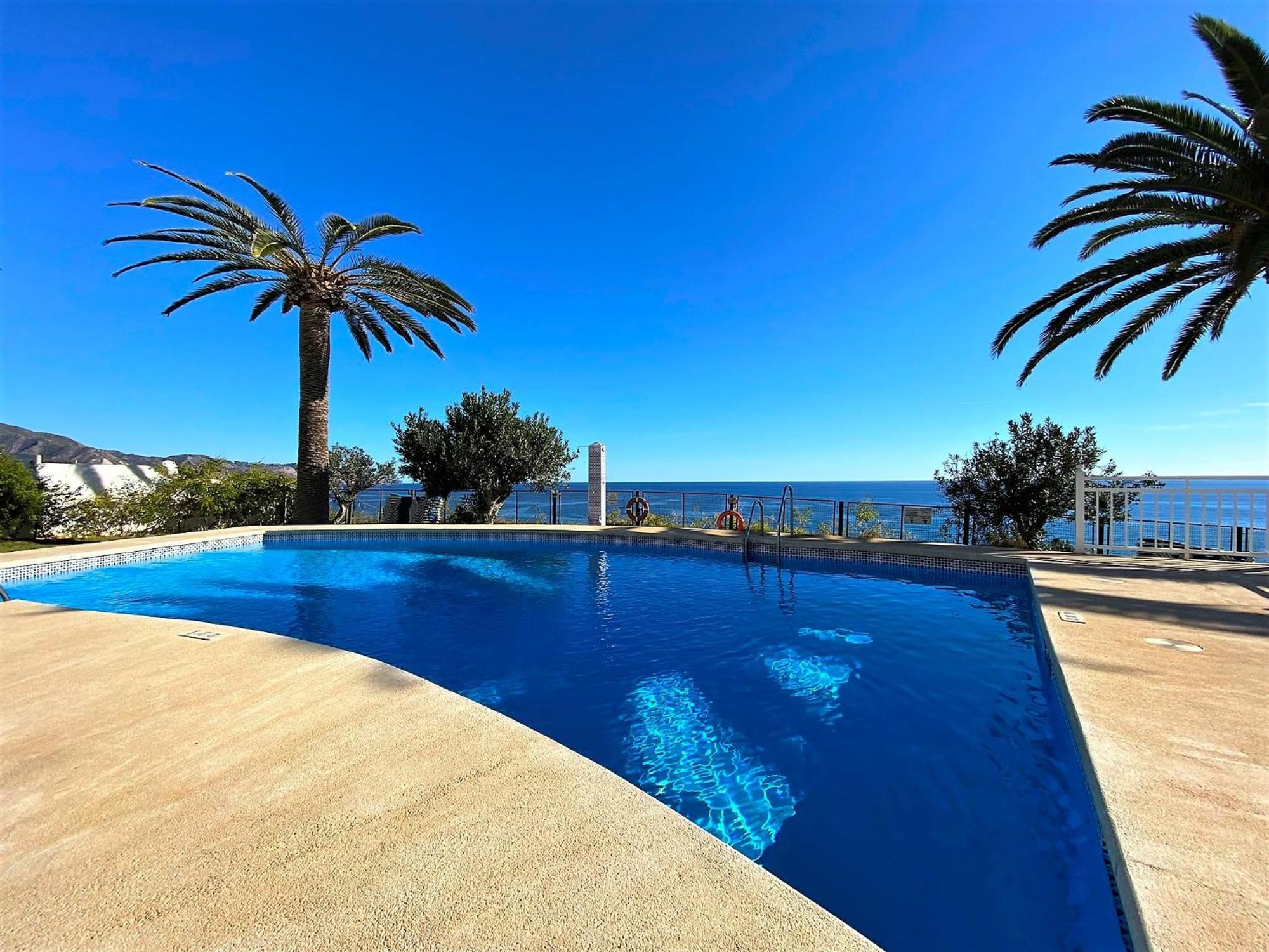 Tuhillo E1 Seaview Casasol Apartamento