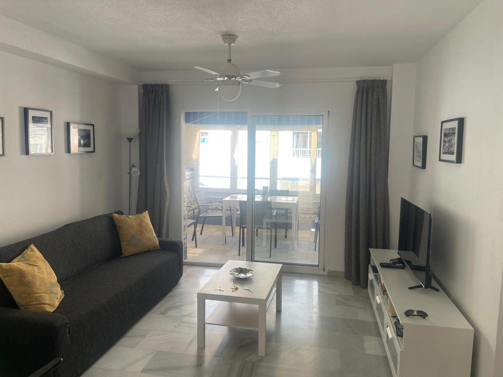 Apartment Fuentes De *