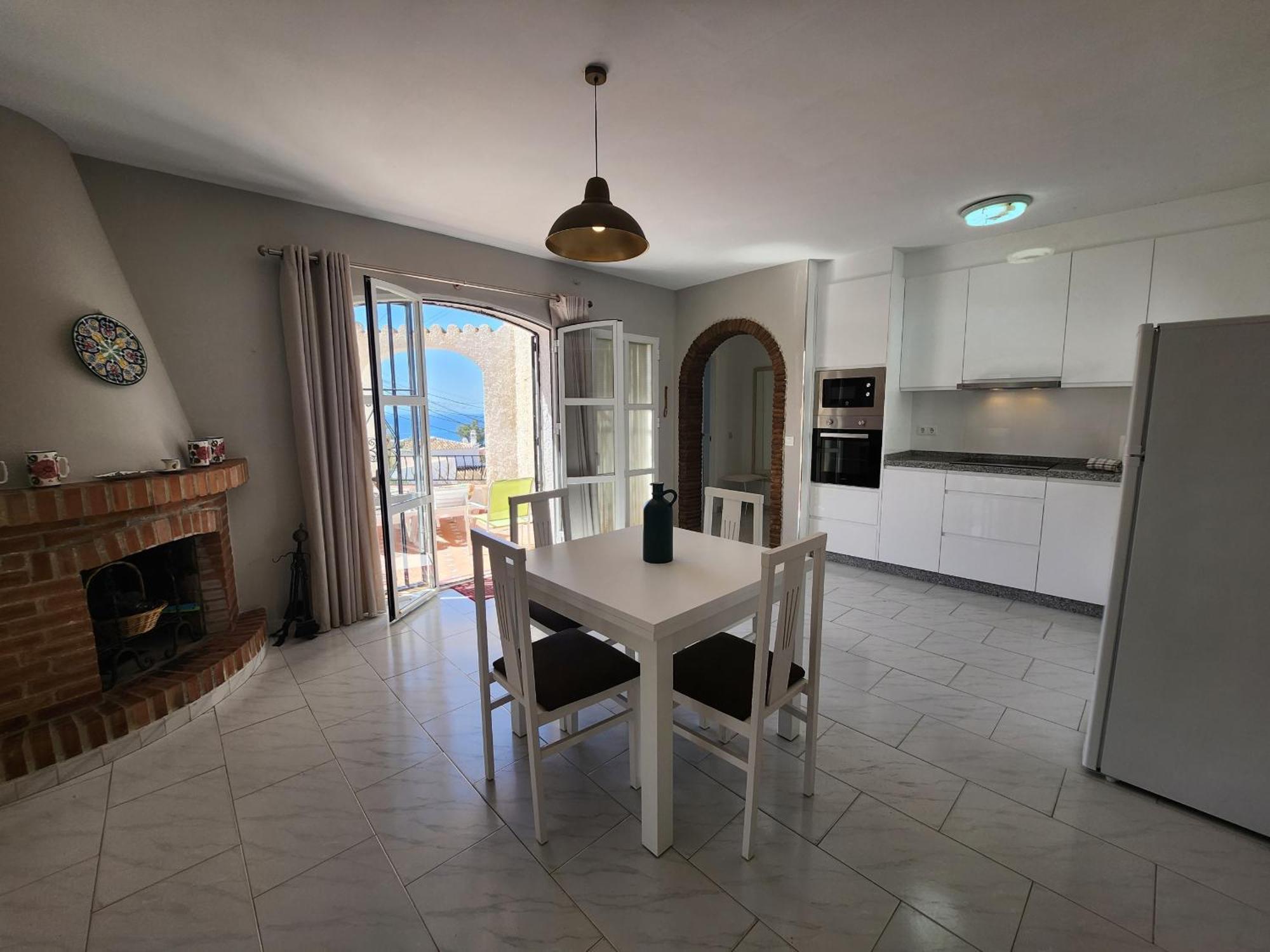 Apartment Almendros