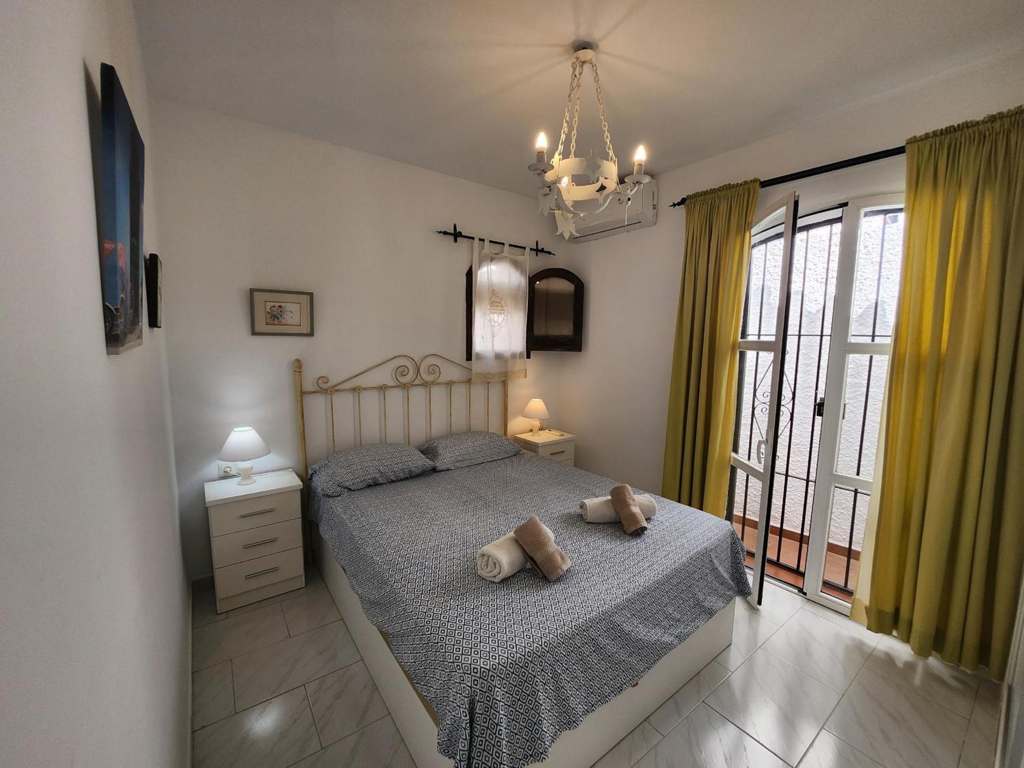 Almendros Apartment
