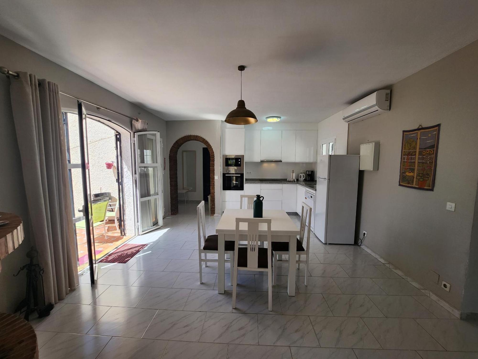 Apartment Almendros