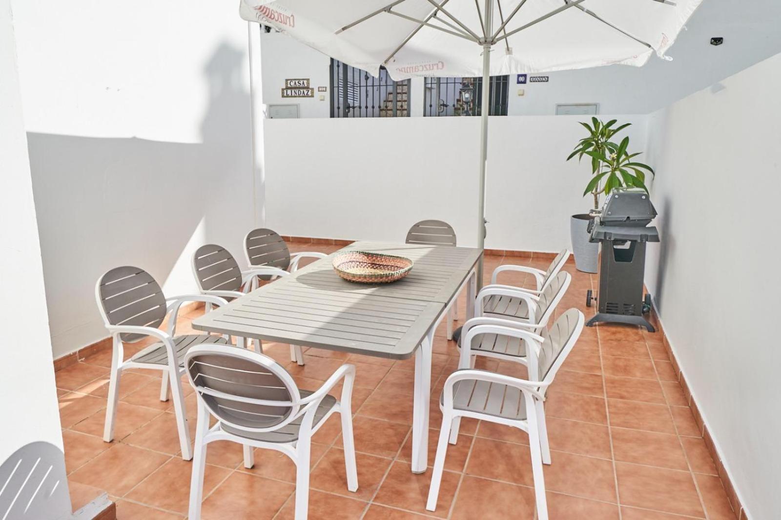 Holiday home Pura - Private Jacuzzi & Heated Pool *
