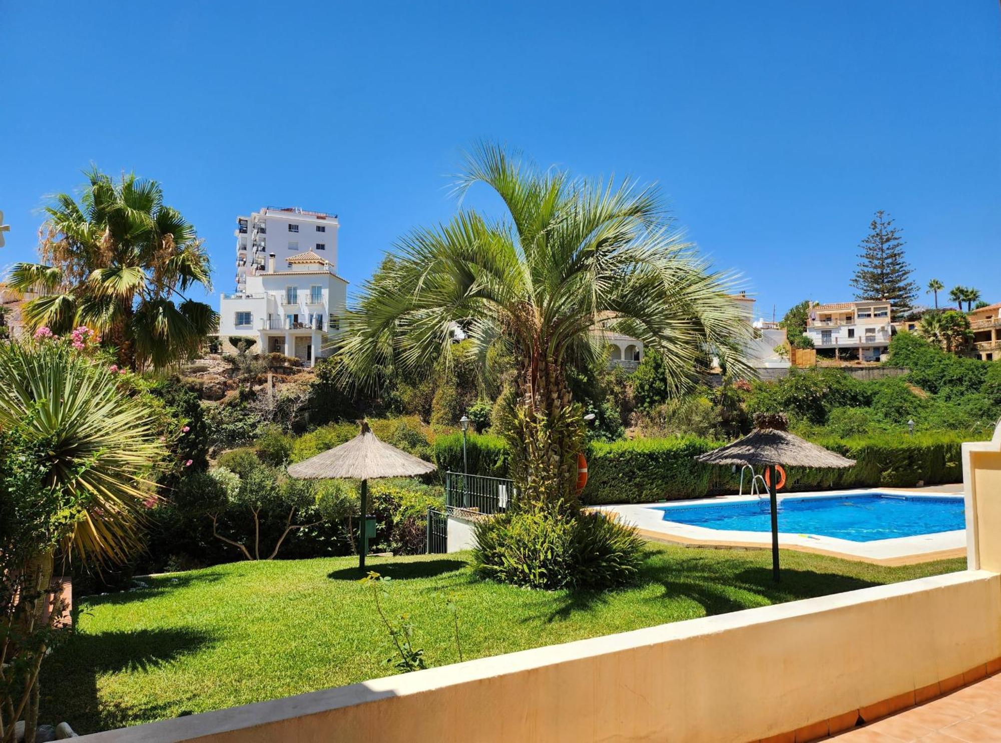 Jardines De Burriana Apartment Nerja
