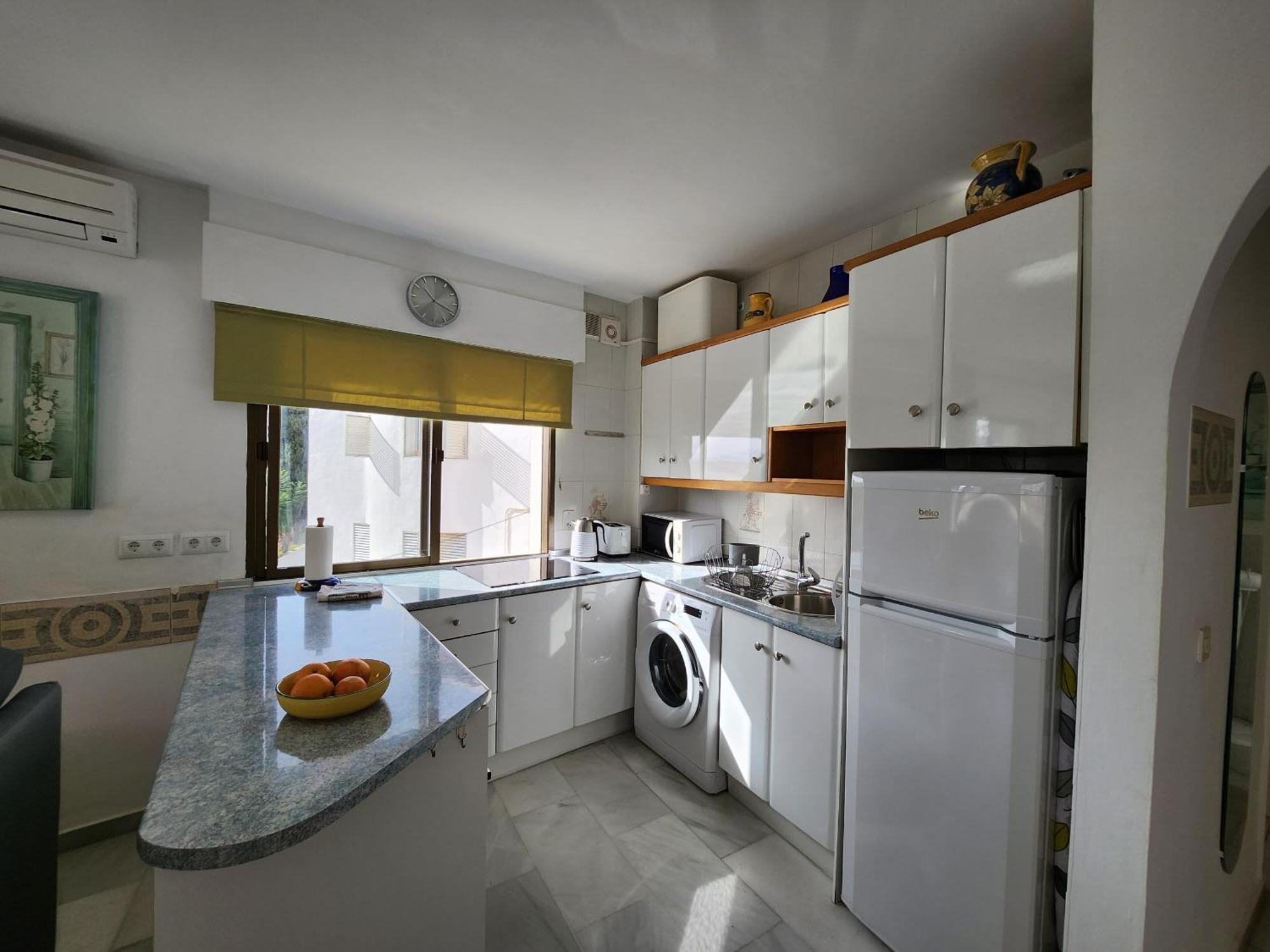 Apartment Carabeo 99 - Sleeps 4 *