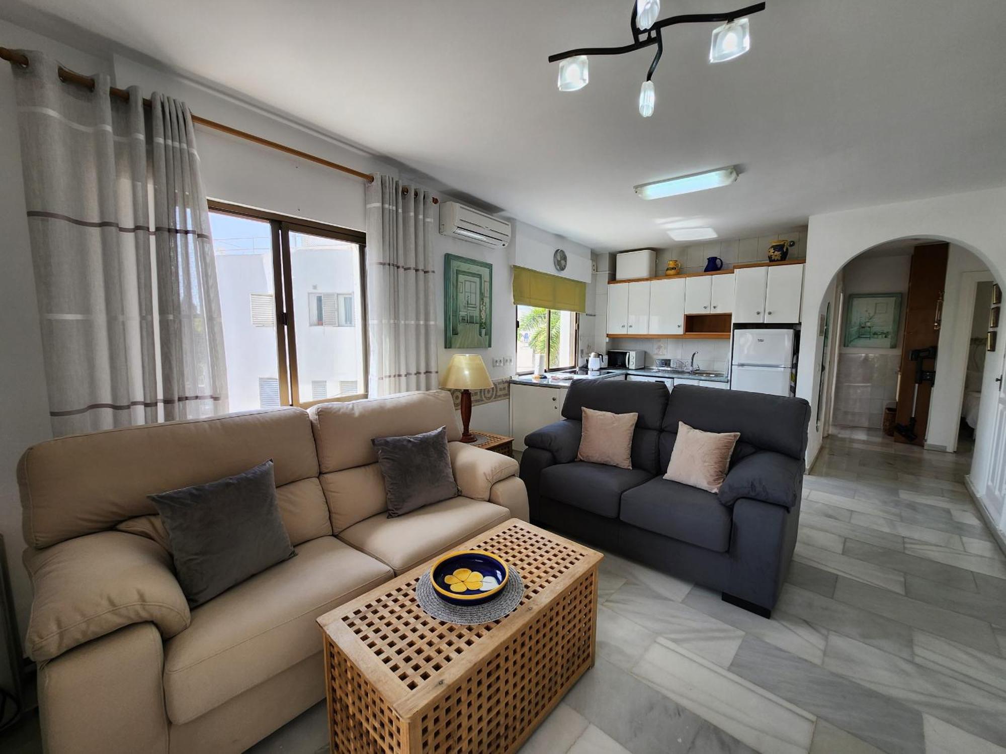 Apartment Carabeo 99 - Sleeps 4