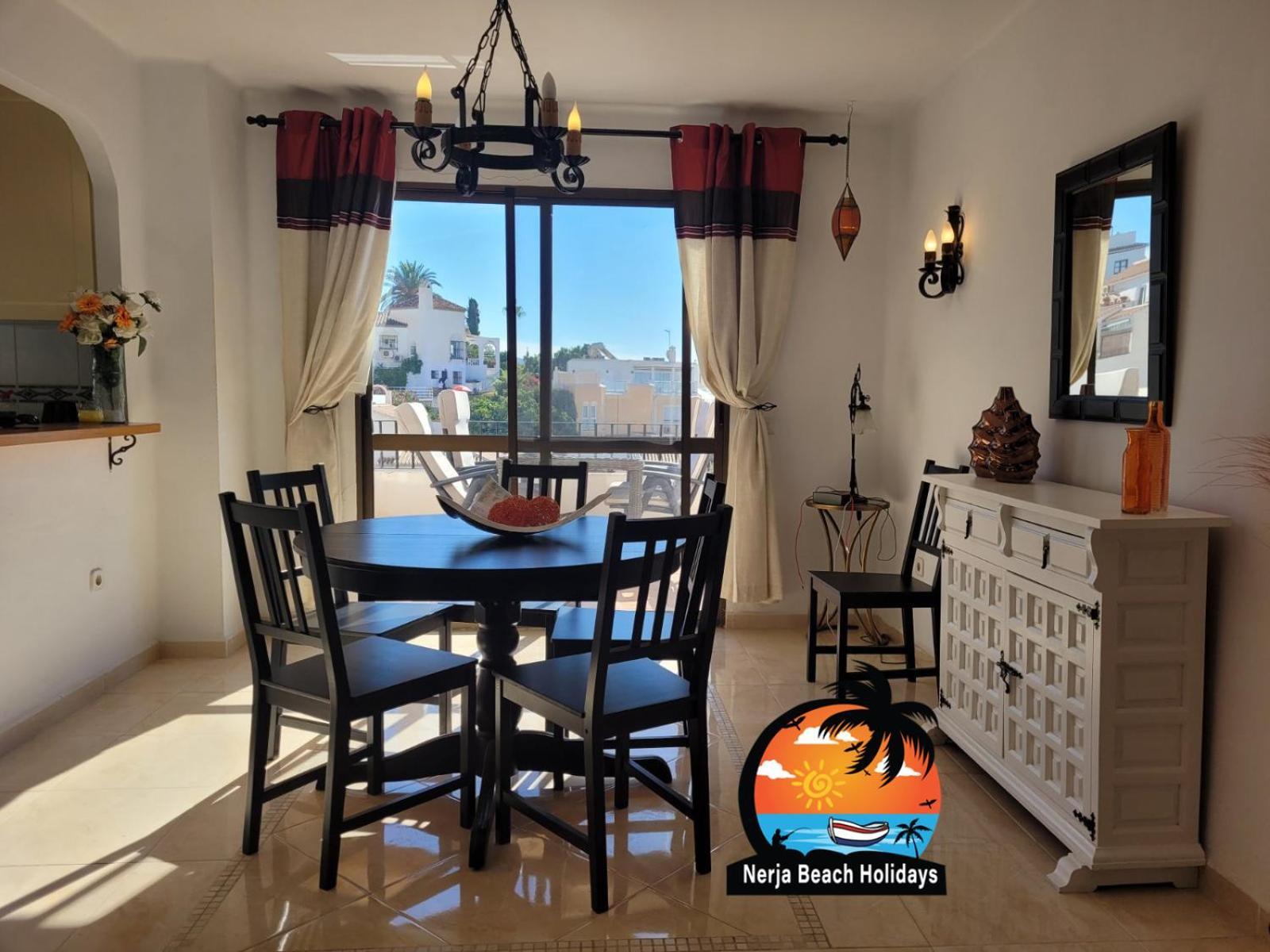 Apartment Spacious 2 Bed, 2 Bath In Capistrano Playa,