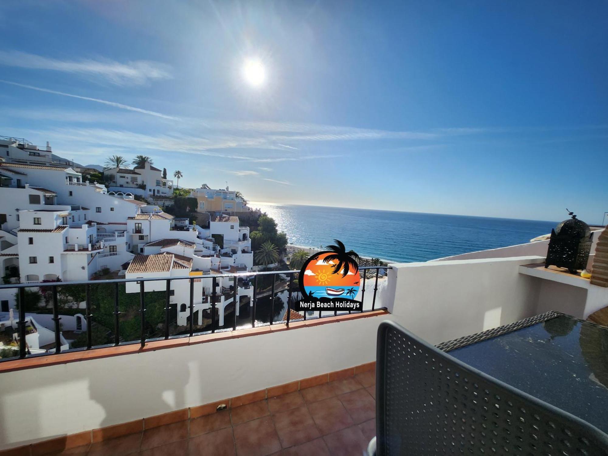 Spacious 2 Bed, 2 Bath In Capistrano Playa, Nerja