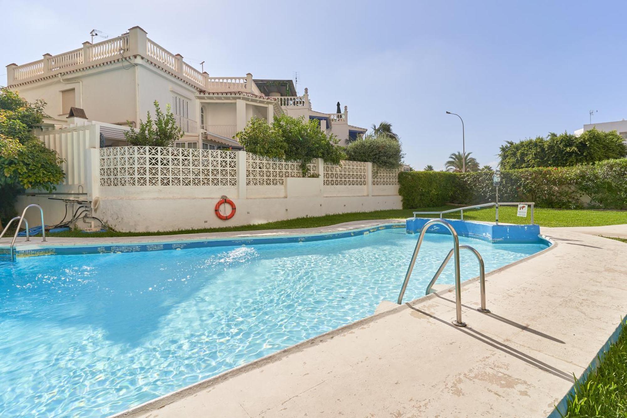 With Stunning Views Apartment *