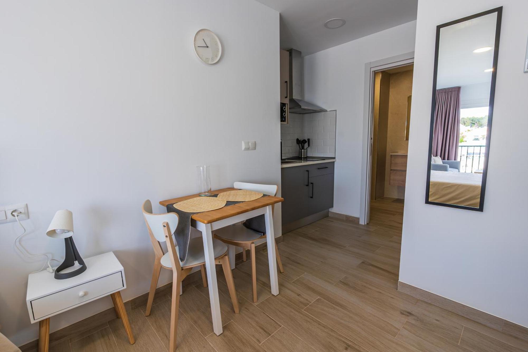Apartamento Turisticos Jose Cruz Nerja