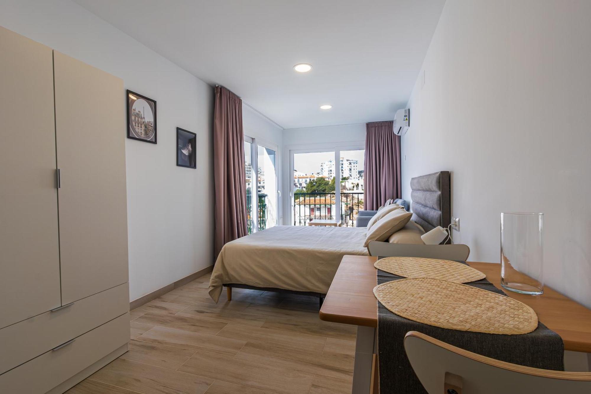 Turisticos Jose Cruz Apartamento Nerja