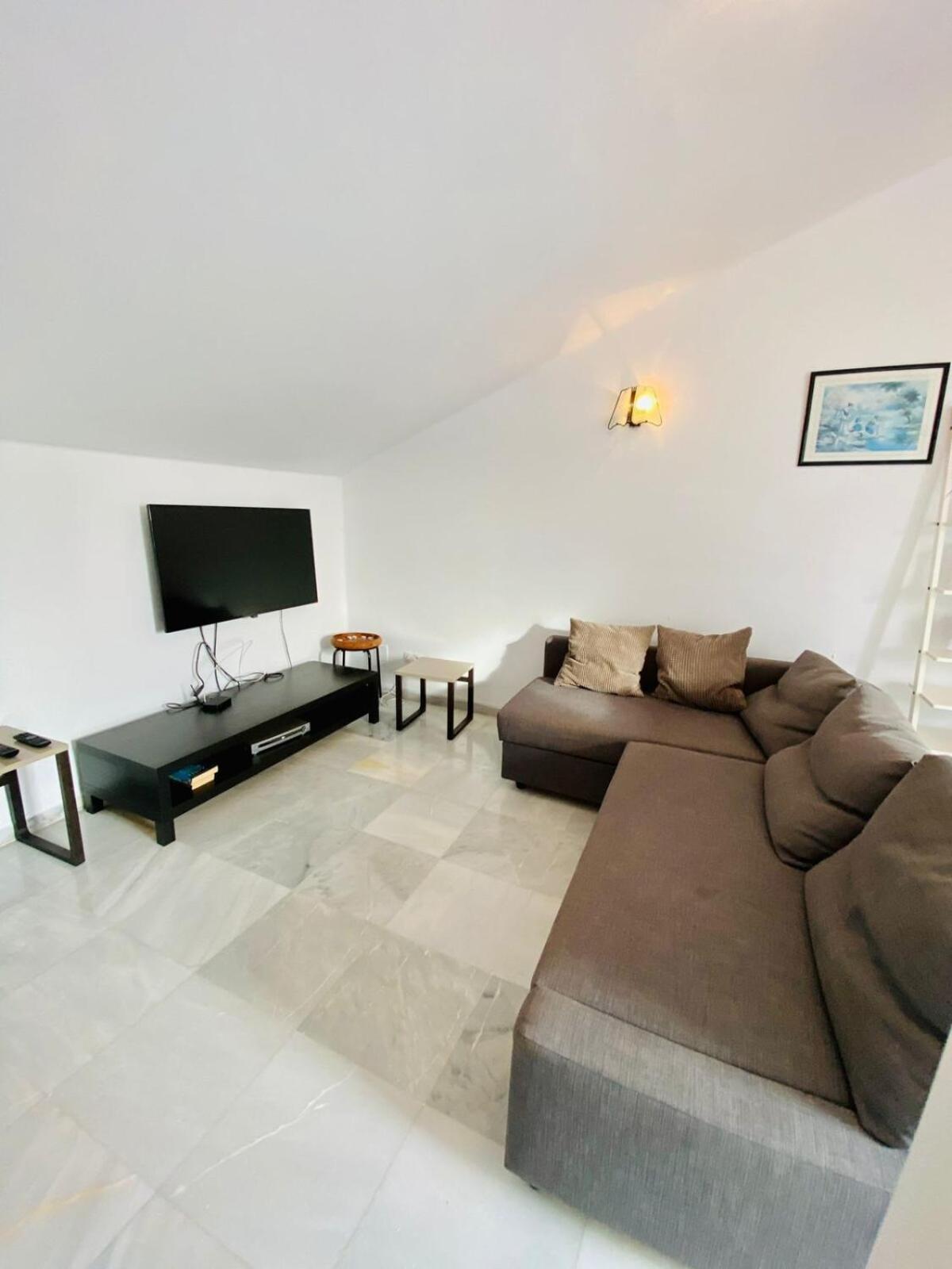 Apartment Con Piscina En Rosas De Capistrano