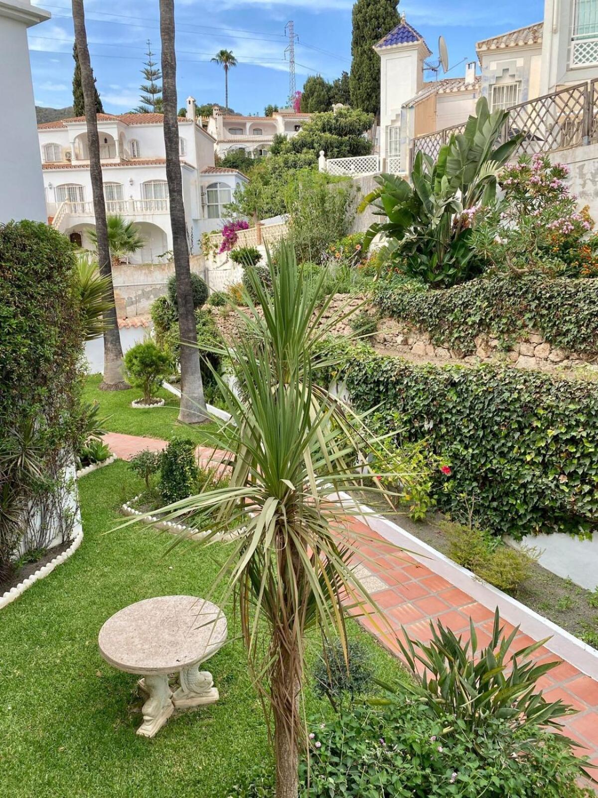 Con Piscina En Rosas De Capistrano Apartment *