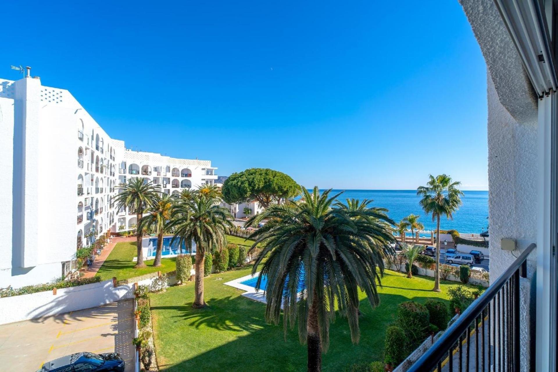 Apartment Fuer 4 Personen Ca 80 Qm In Nerja, Andalusien Costa Del Sol