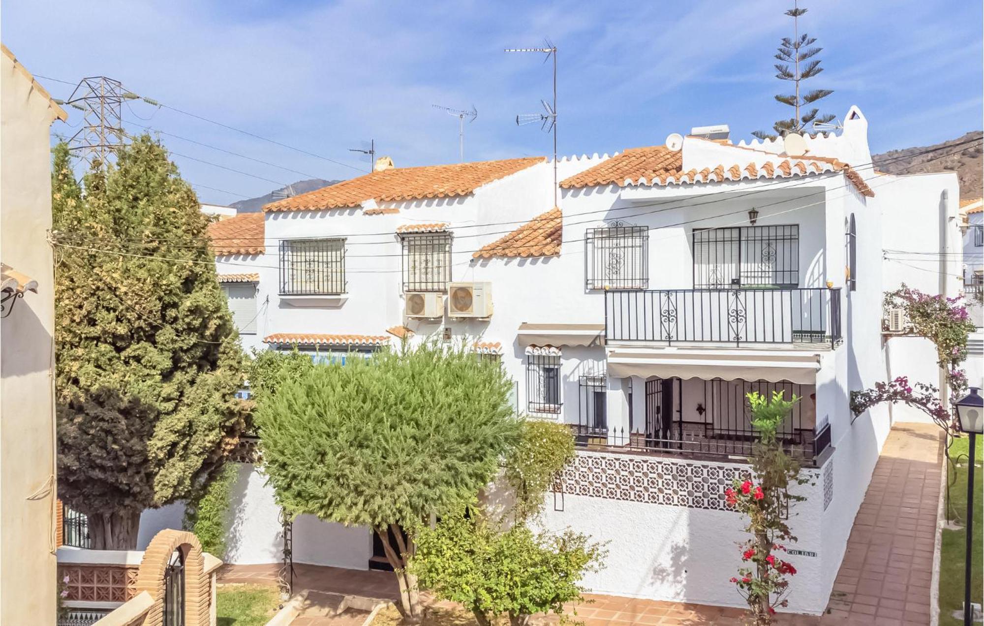 Beautiful In With Kitchenette Vakantiehuis Nerja