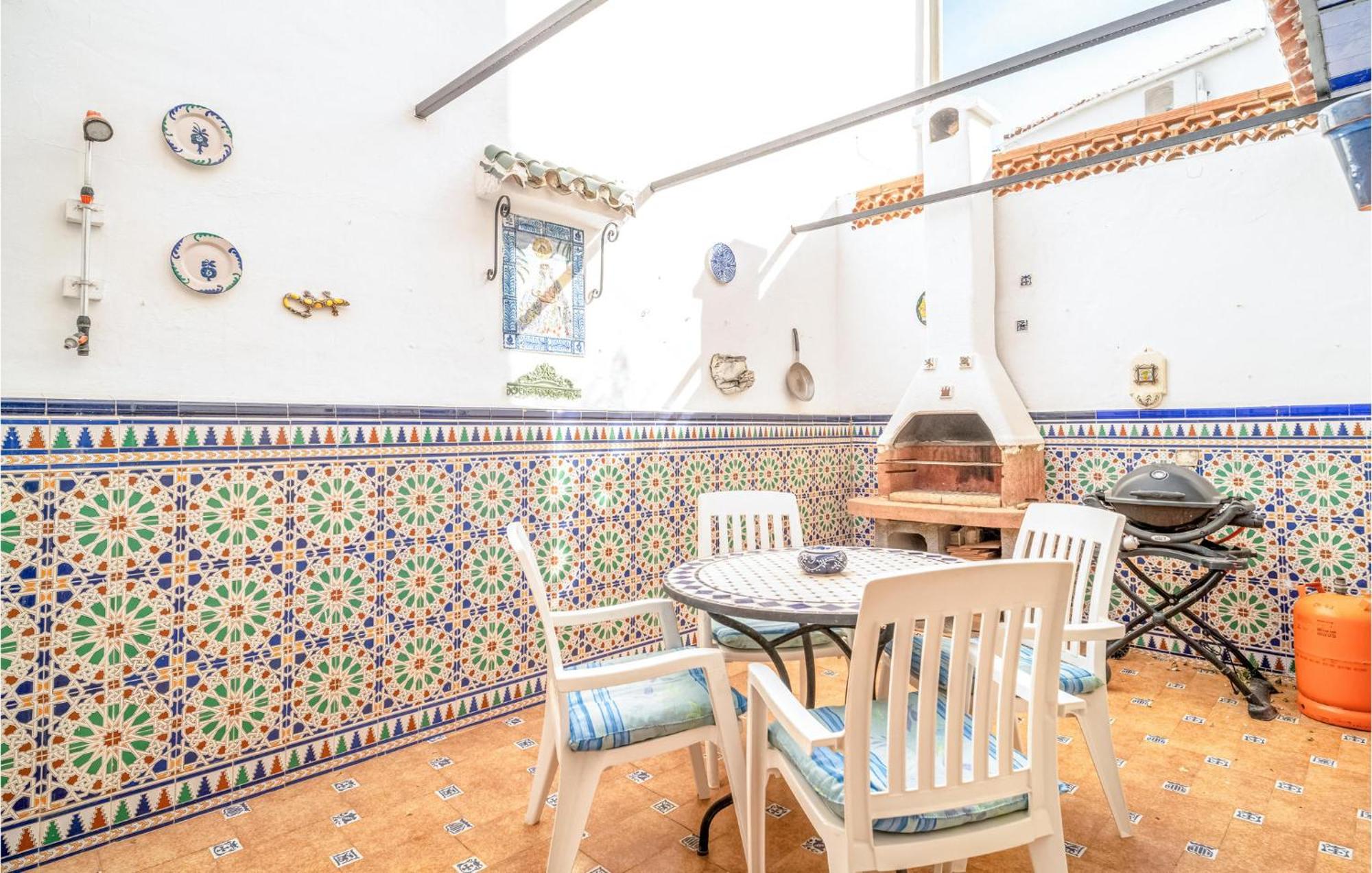 Beautiful In With Kitchenette Vakantiehuis Nerja