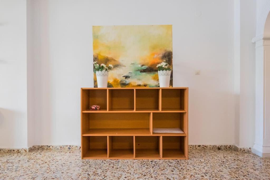 Spacious Flat 100m From Beach-nerja-spain