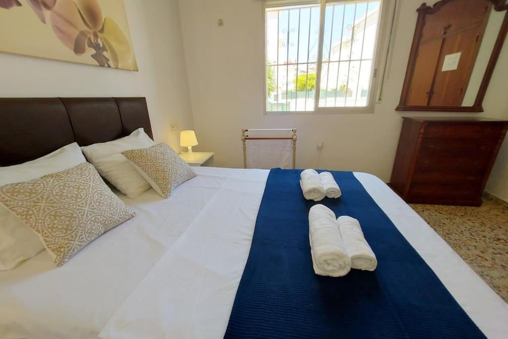 Apartment Spacious Flat 100m From Beach-nerja-spain Nerja