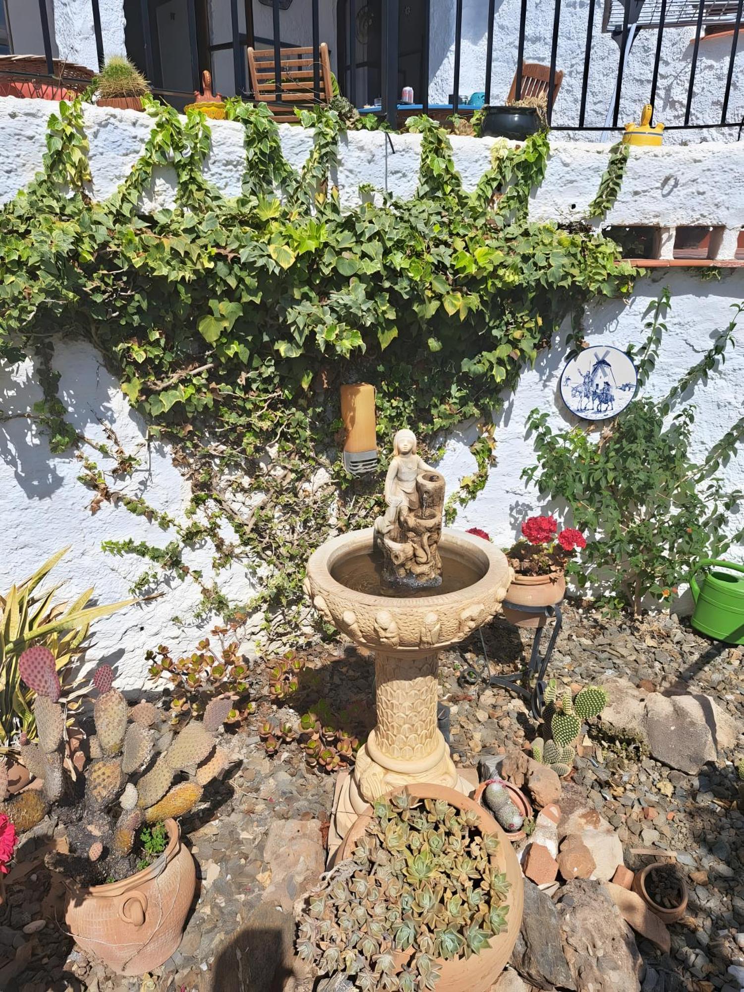 Capistrano Village, Casa Halo
