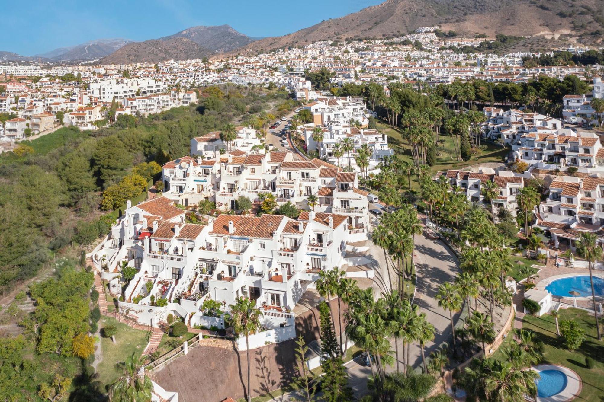 Oasis De Capistrano 23 Apartment Nerja
