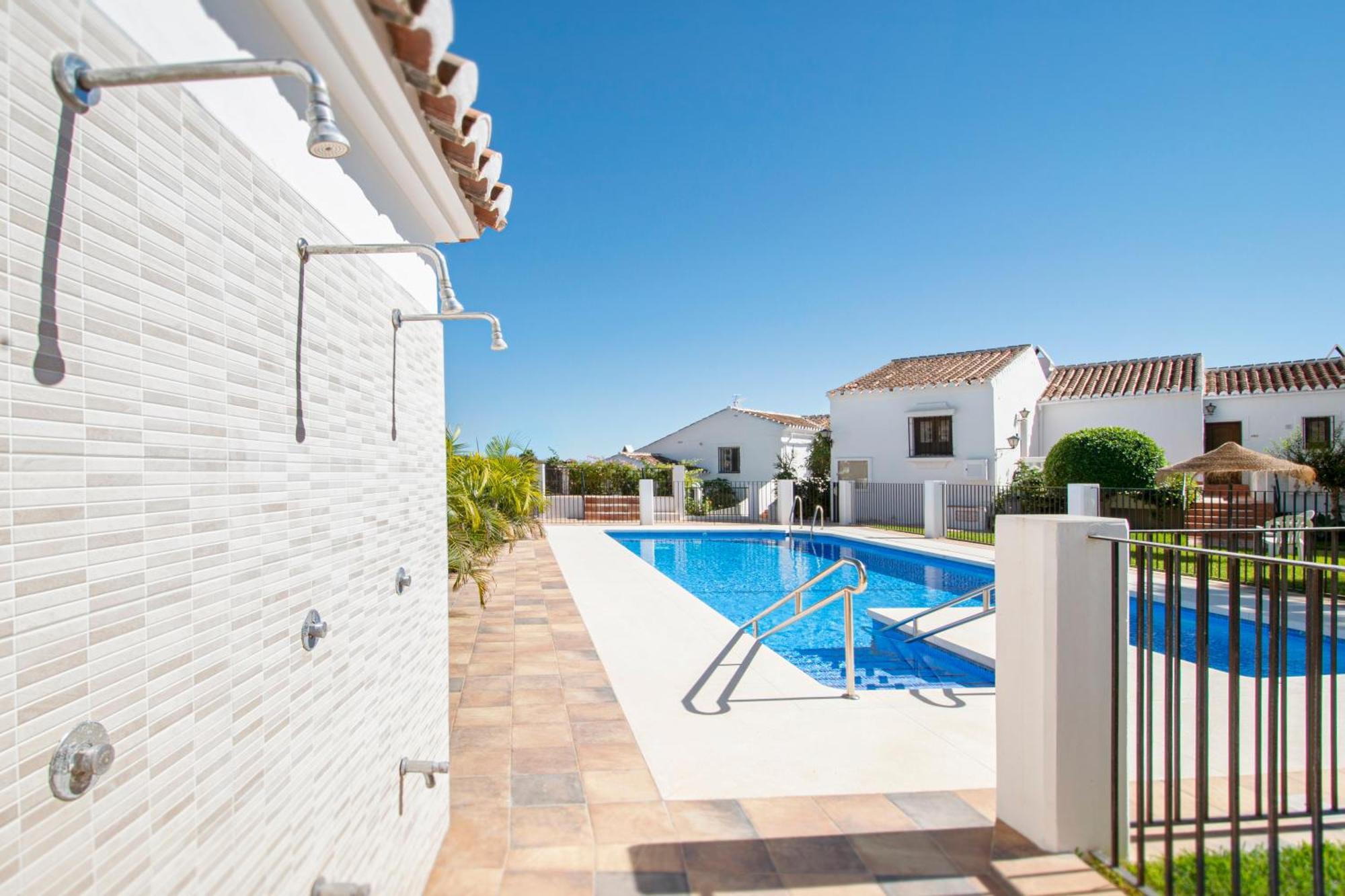 Oasis De Capistrano 23 Nerja
