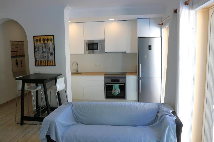 9 Pers In Burriana Villa