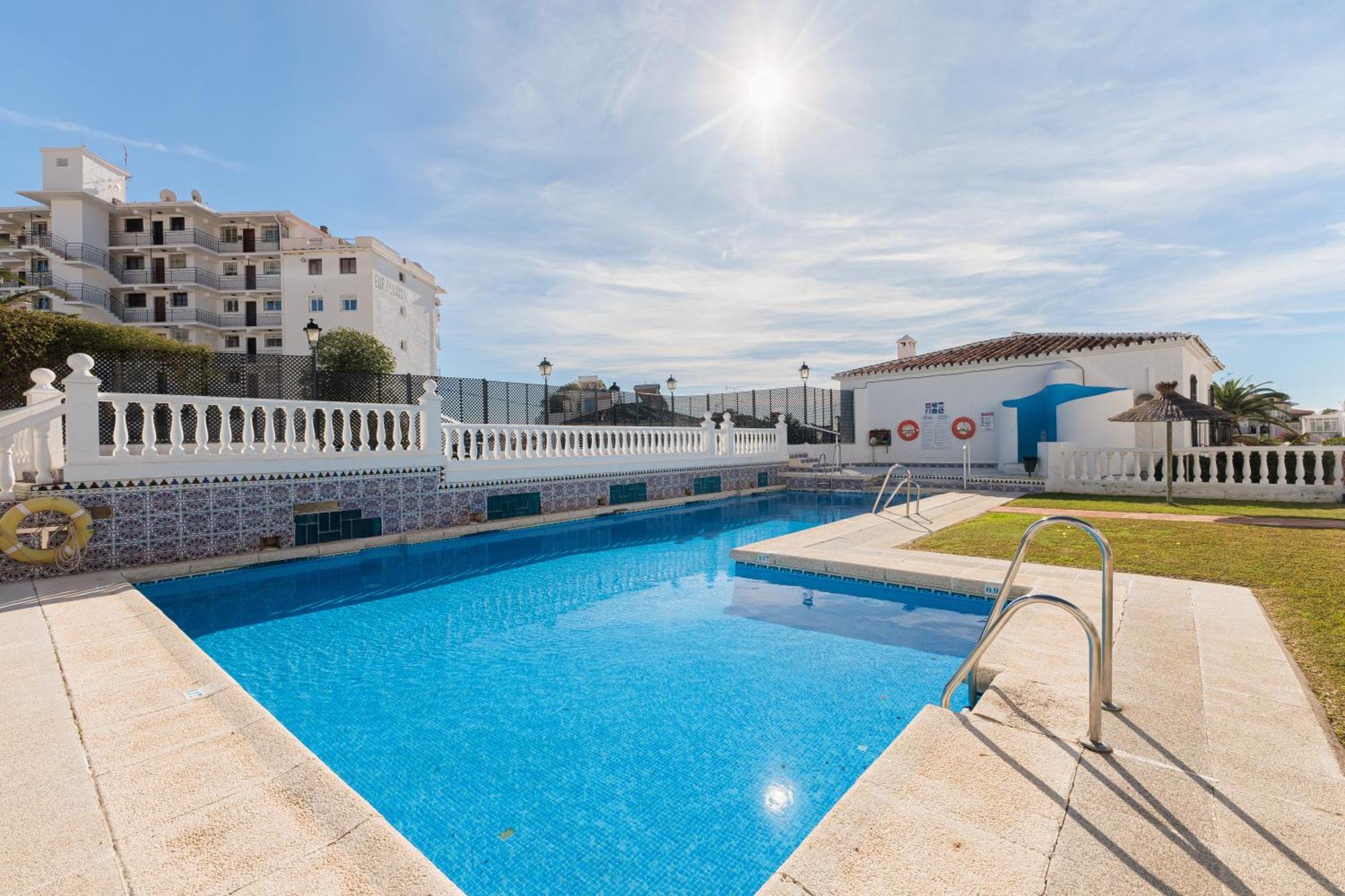 Appartement 1 Bedroom In Verano Azul, Free Wi-fi