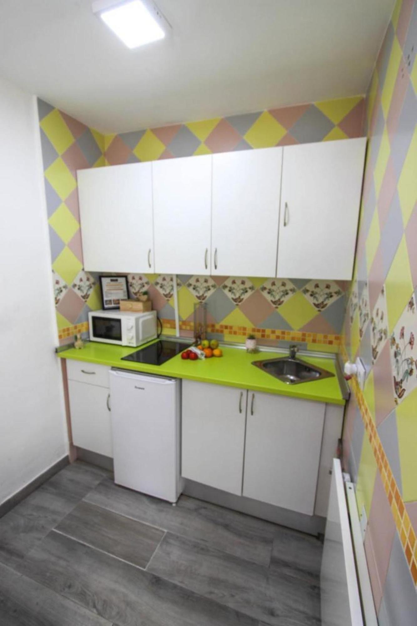 Estudio Jimena Calahonda En El Centro De Appartement