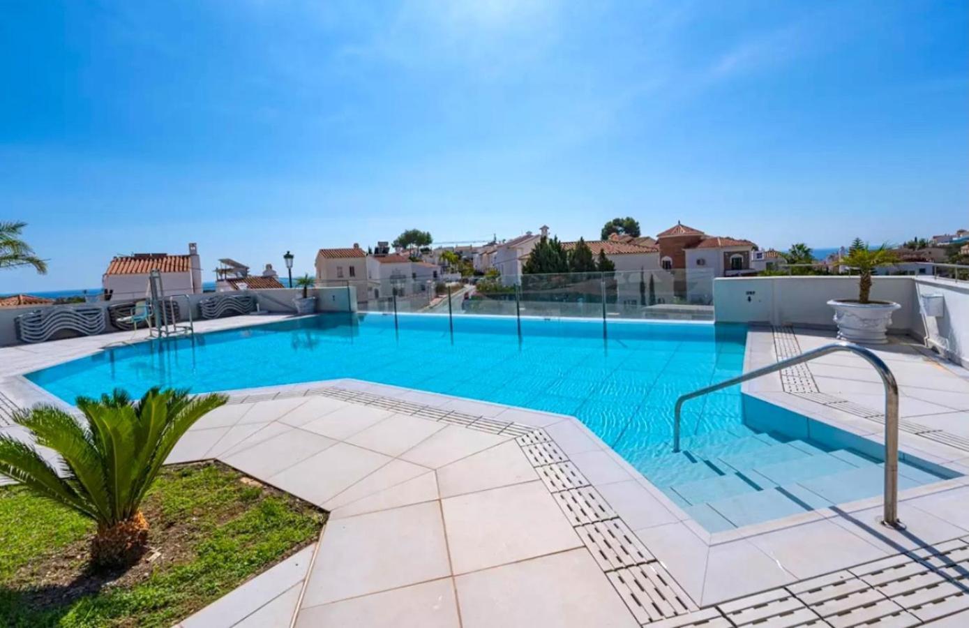 Royal Palm Luxe By Casasol * Nerja