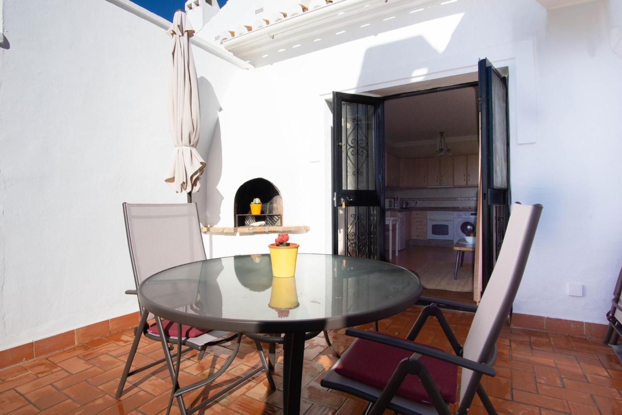 Oasis Del Nora Apartment *