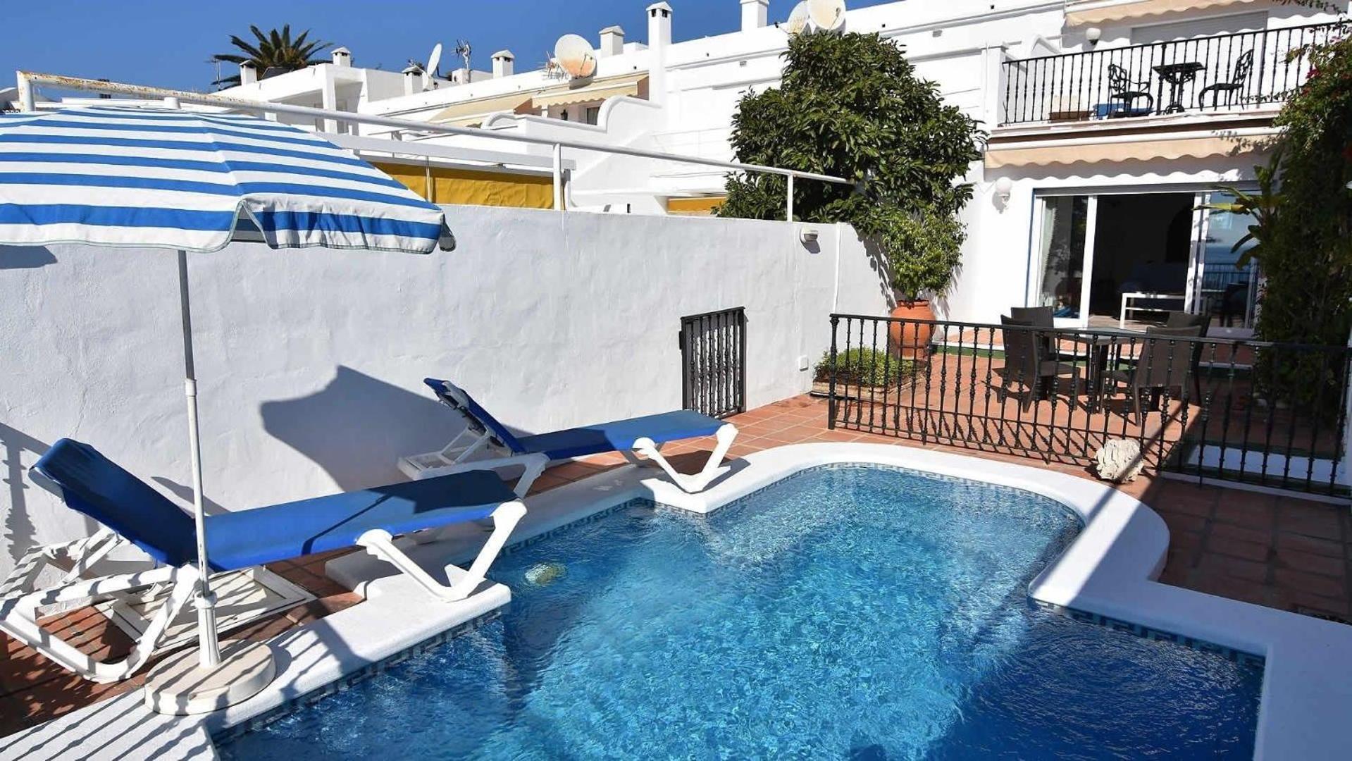 Mit Privatpool Fuer 6 Personen Ca 106 Qm In Nerja, Andalusien Costa Del Sol * Nerja