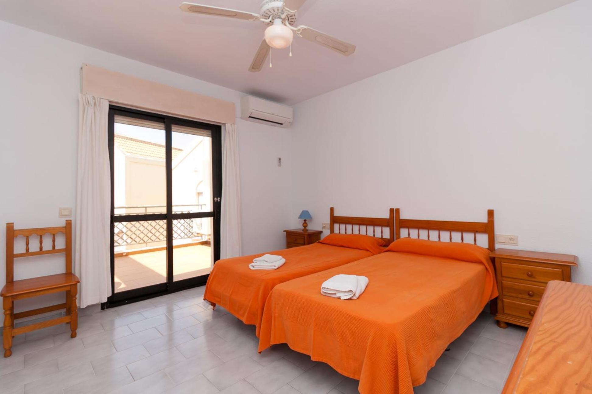 Vakantiehuis Canovas Nerja - Antali Villas Con Piscina En Zona Parador Nerja *