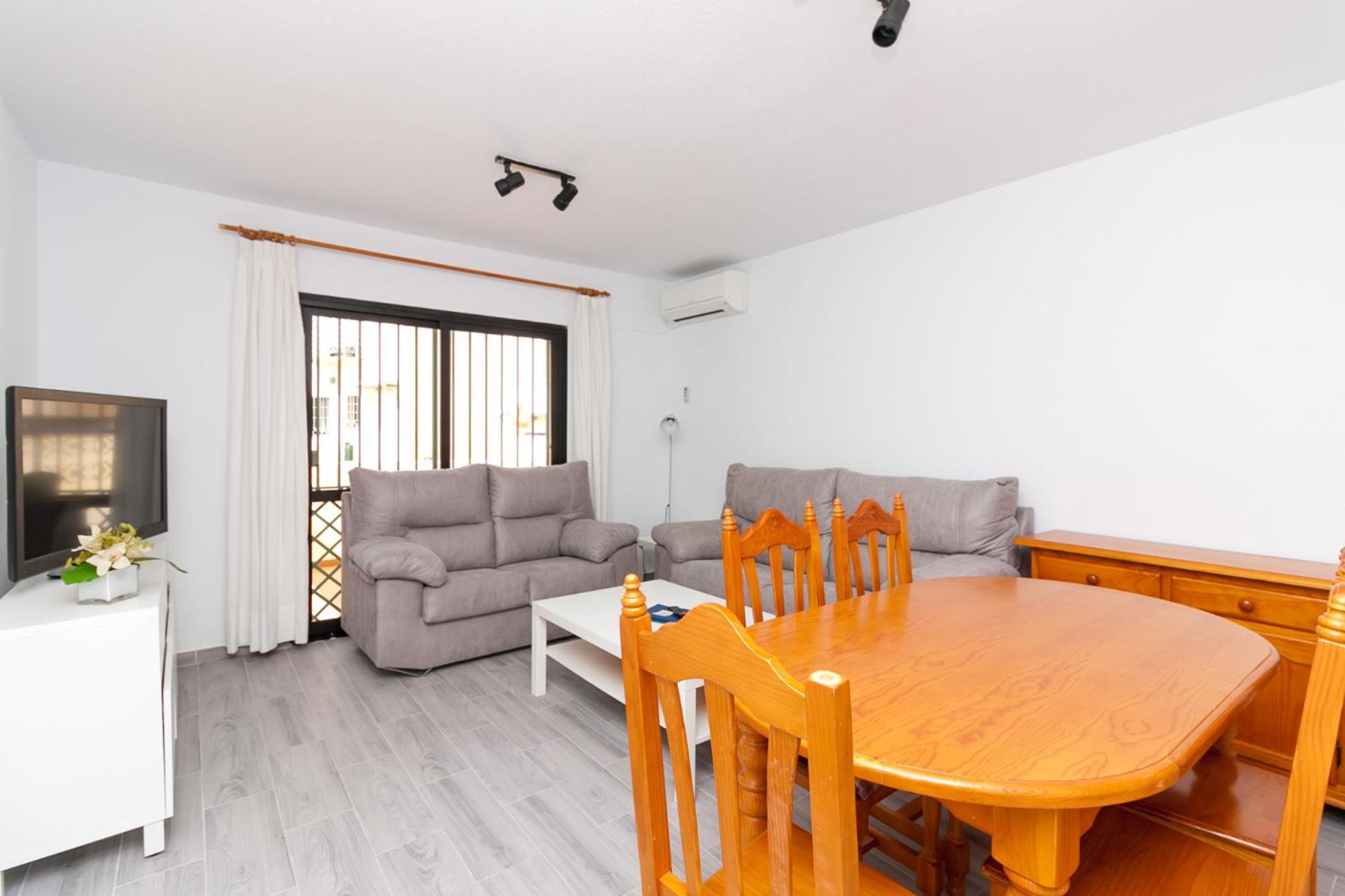 Vakantiehuis Canovas Nerja - Antali Villas Con Piscina En Zona Parador Nerja