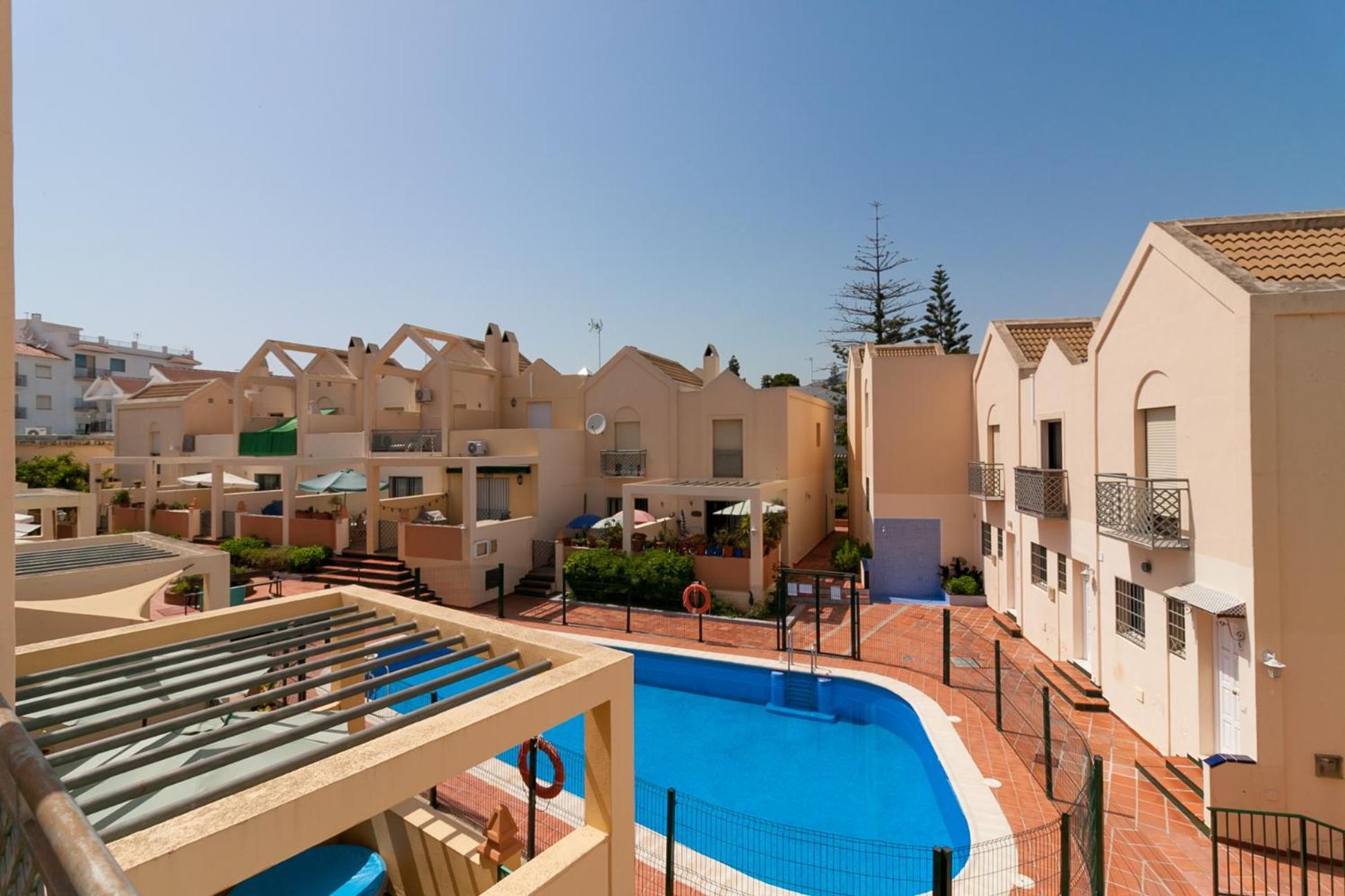 Vakantiehuis Canovas Nerja - Antali Villas Con Piscina En Zona Parador Nerja Nerja